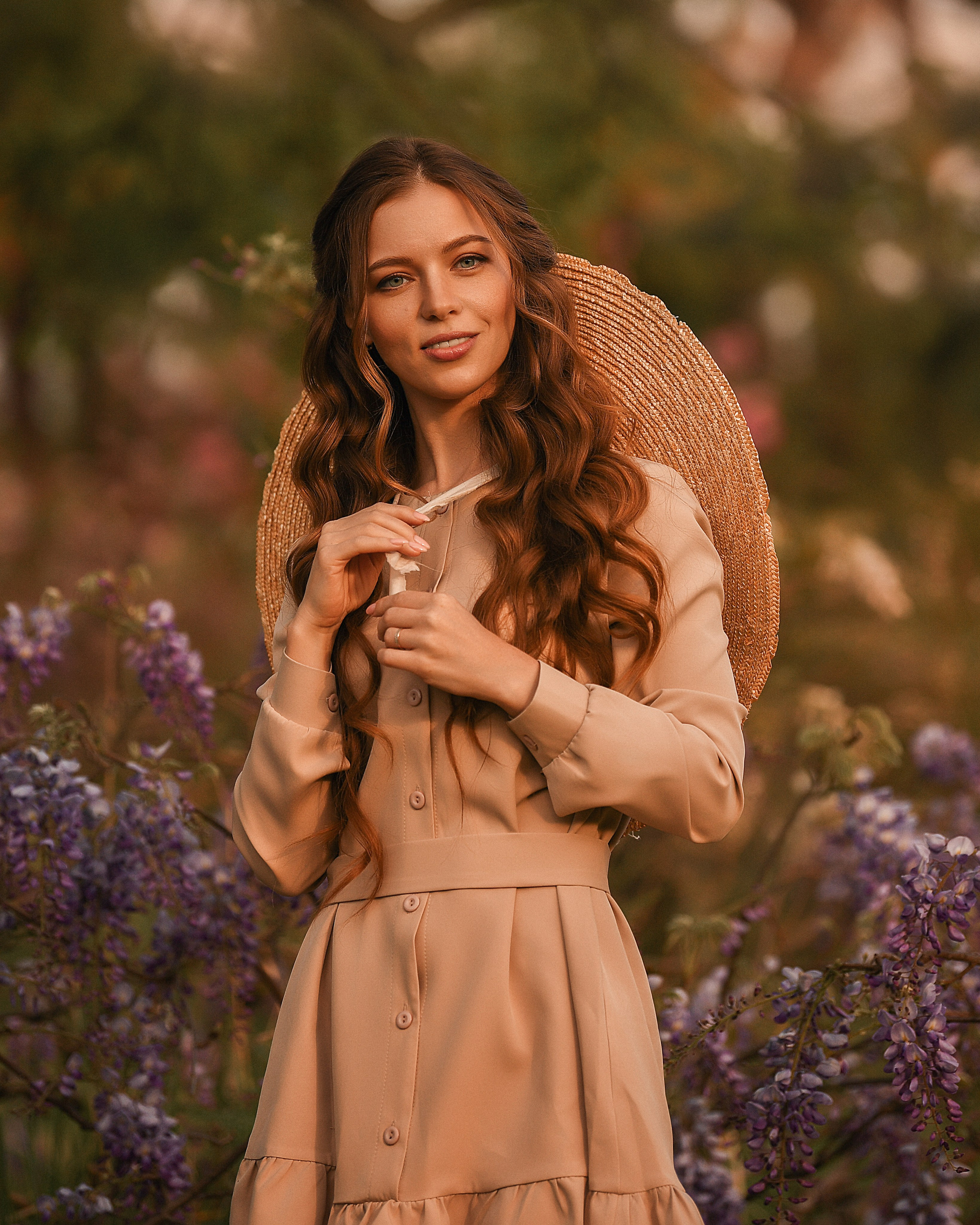 Сочи апрель 2023 год. Женский фотограф в Москве Богдашкина Динара