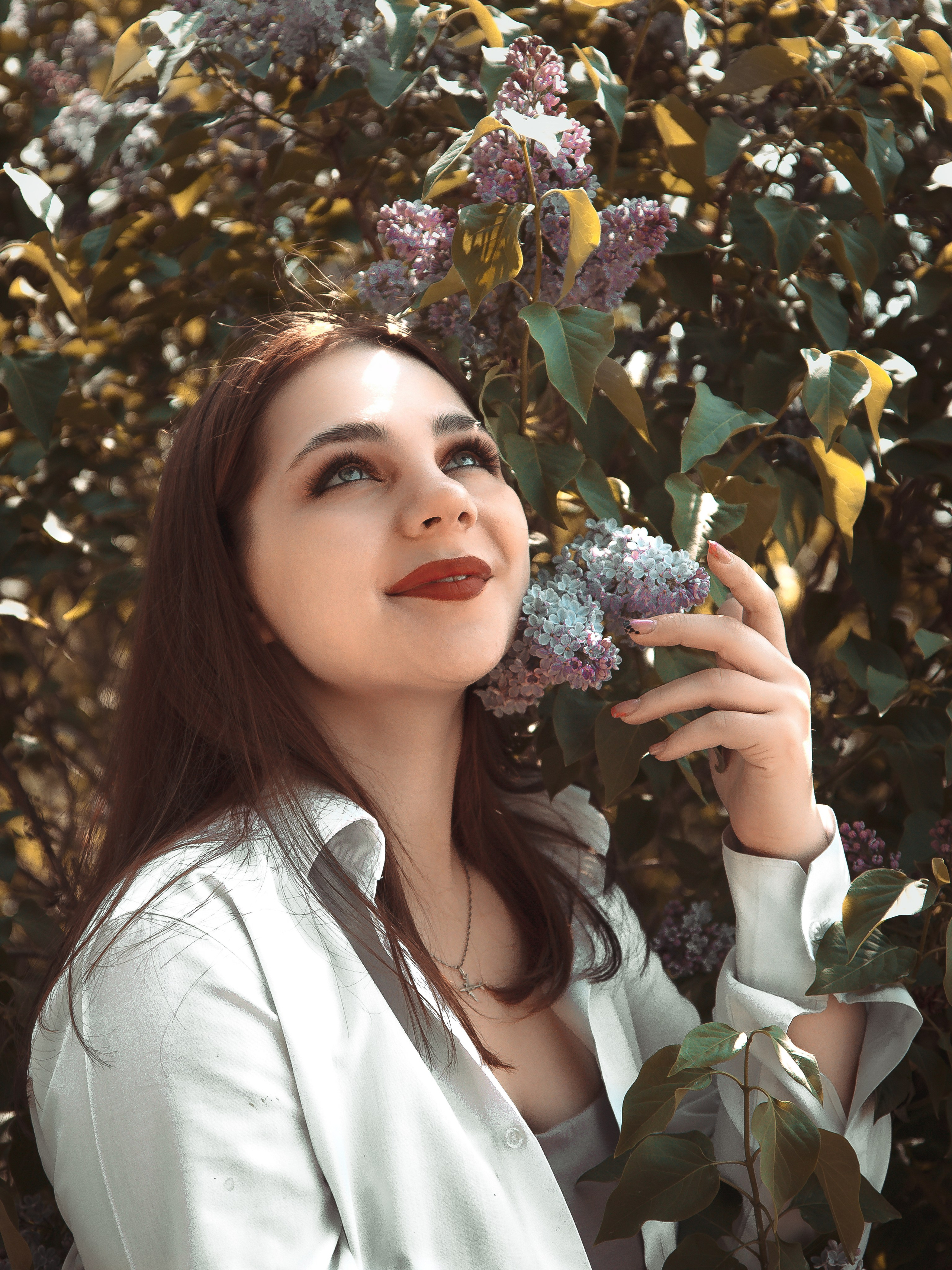 Яблони в саду. Арт-фотограф Крис Л. в Тобольске: портрет, семейные, свадьбы