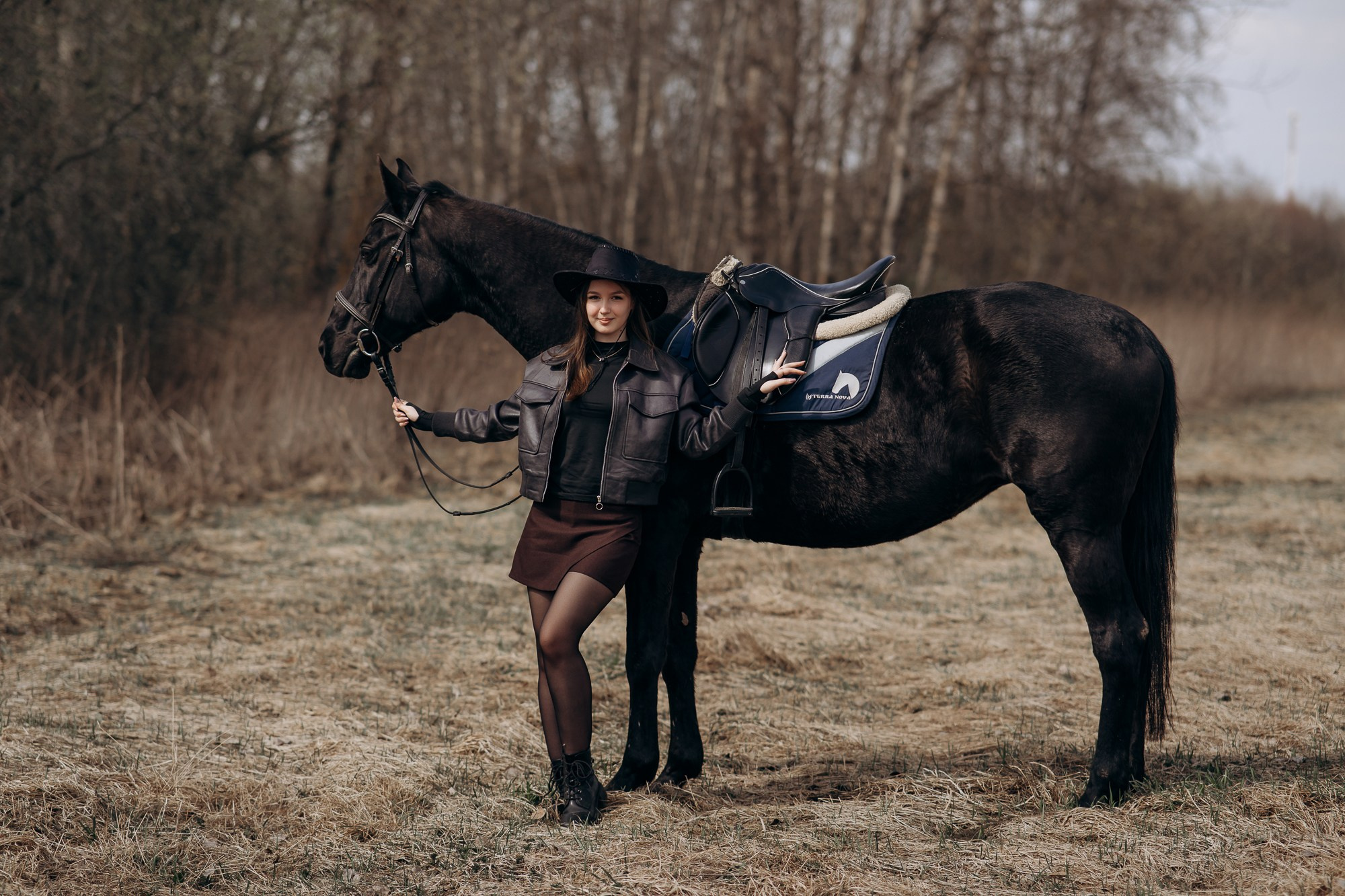 Фотосессия девушки с лошадью. Свадебный и репортажный фотограф в Ярославле Евгений Сальников