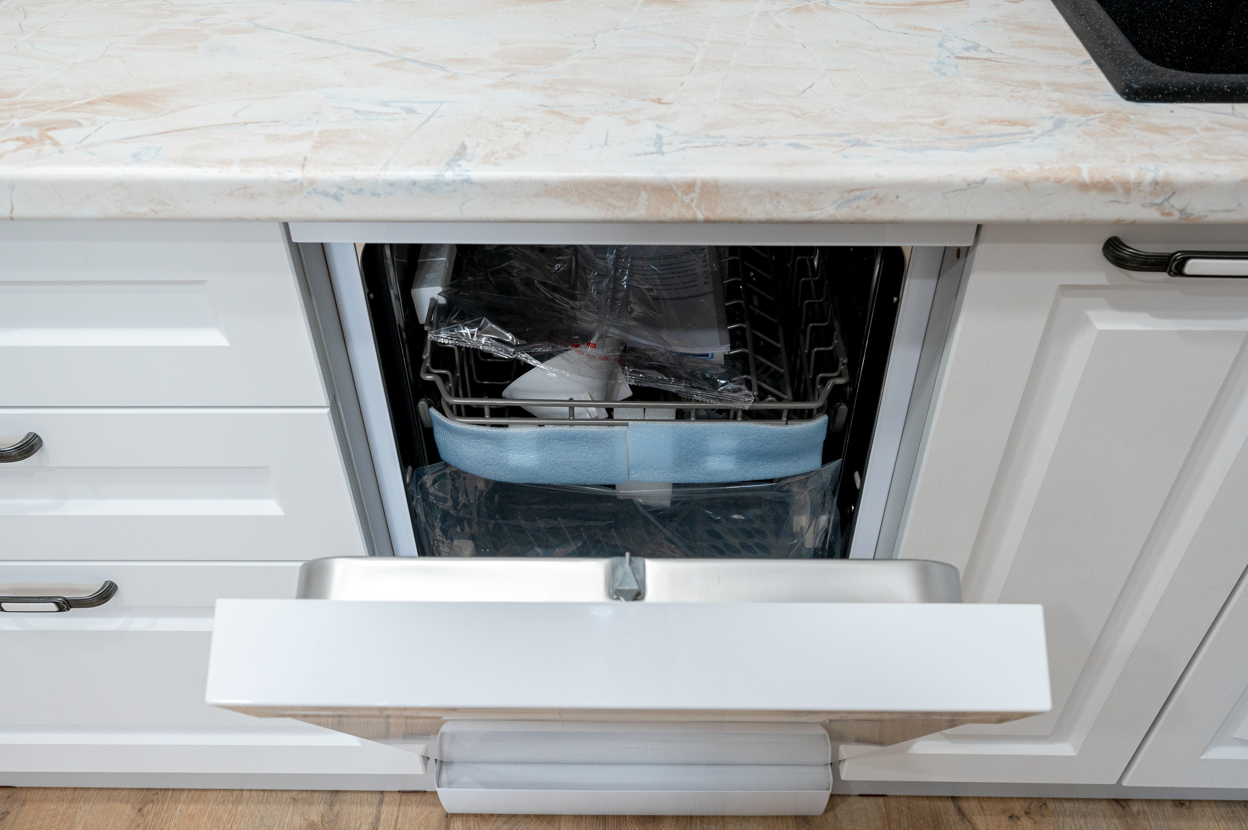 Квартира на продажу Санкт-Петербугр. Интерьерный фотограф. Фото- видеосъемка недвижимости Санкт-Петербург