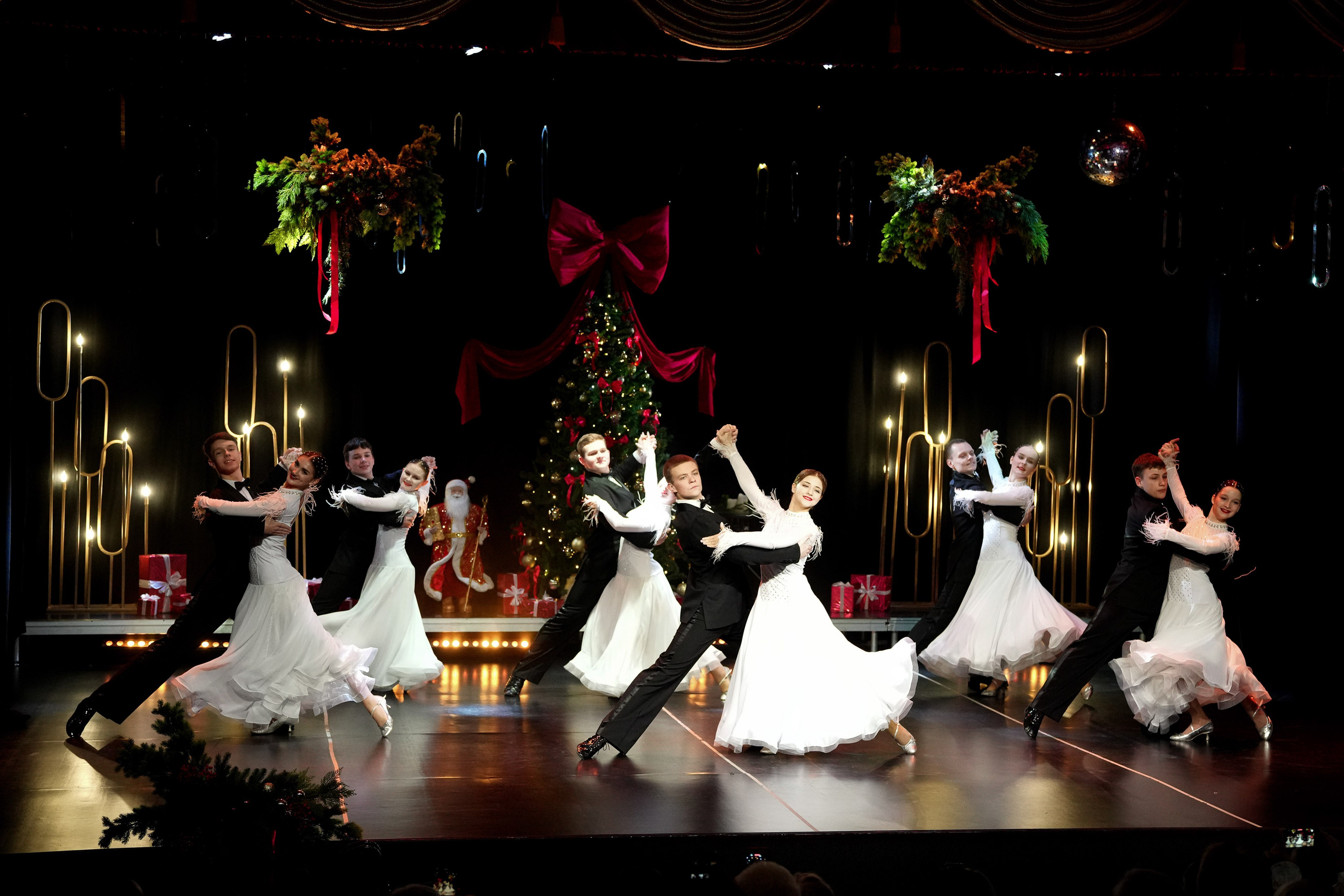 Новогодний концерт в Театре Ростова Великого. Репортажный фотограф Сергей Сажин г. Ярославль