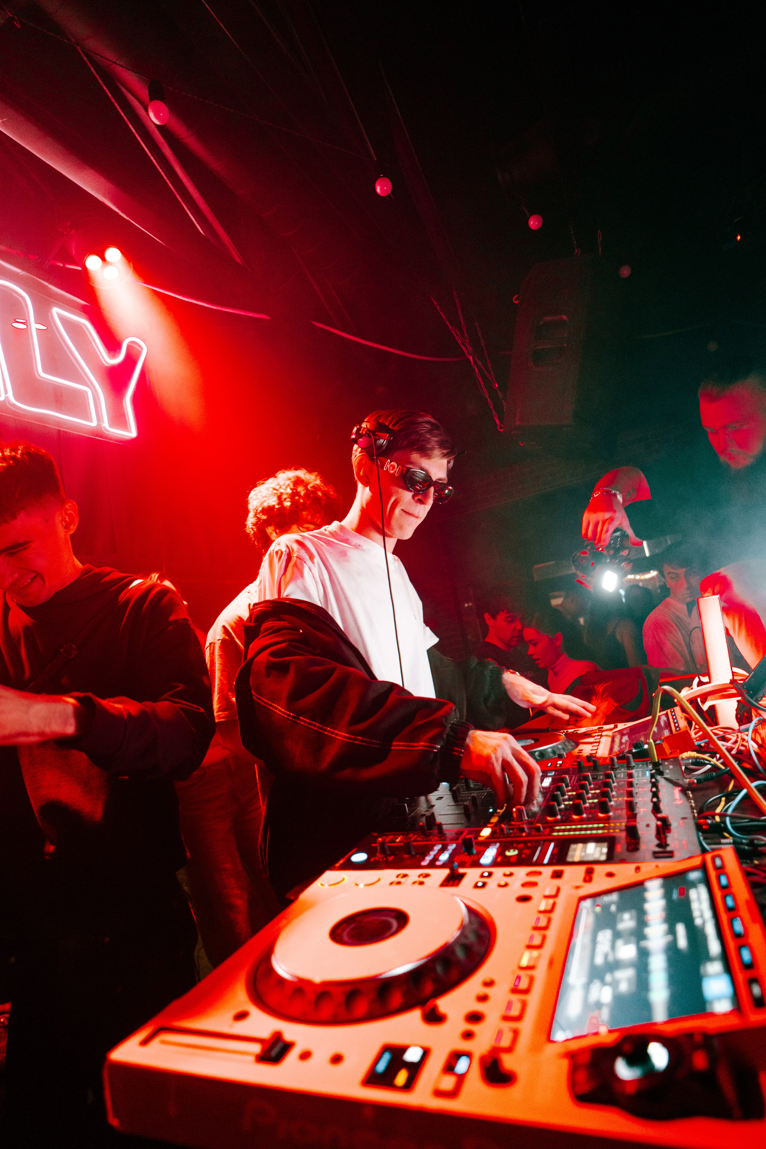 Only Birthday Party & 2HUG + Secret Guest / @Небесный сад. Концертный фотограф в Краснодаре