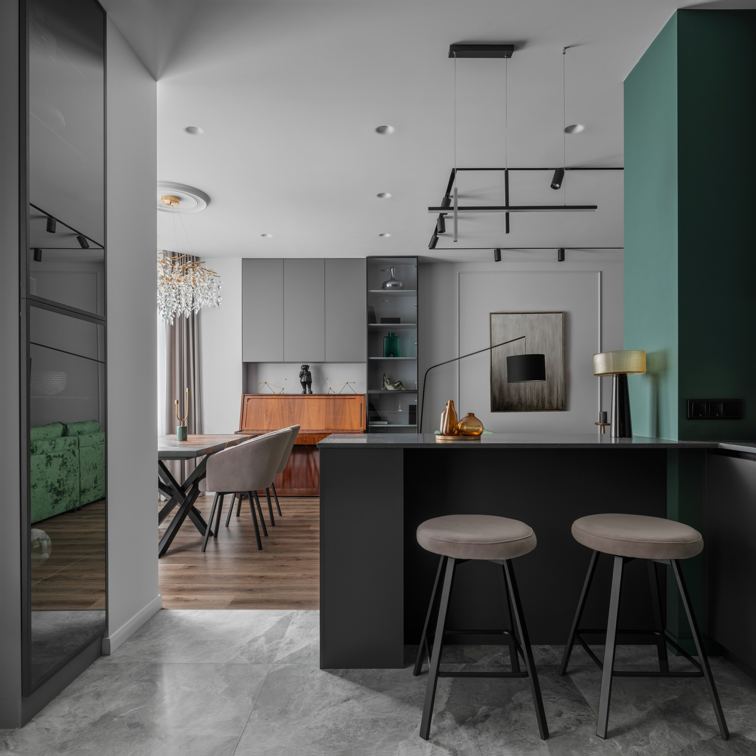 Спокойный серый бархат — интерьерная фотосъёмка дизайн-проекта в Москве. Роман Свободный — интерьерная и архитектурная съёмка, Москва и МО