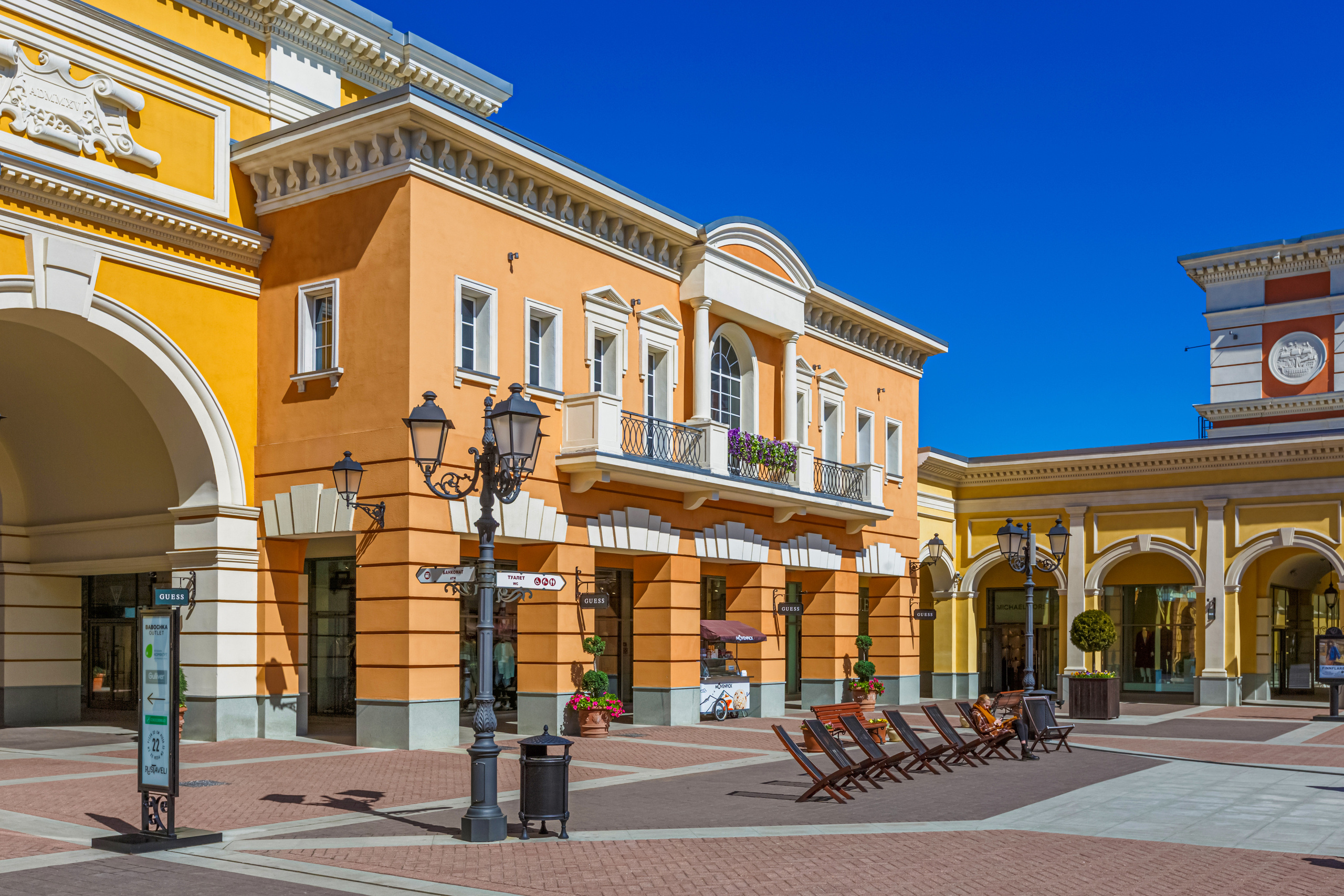Outlet Village Pulkovo. Архитектурный фотограф Азамат Абикенов