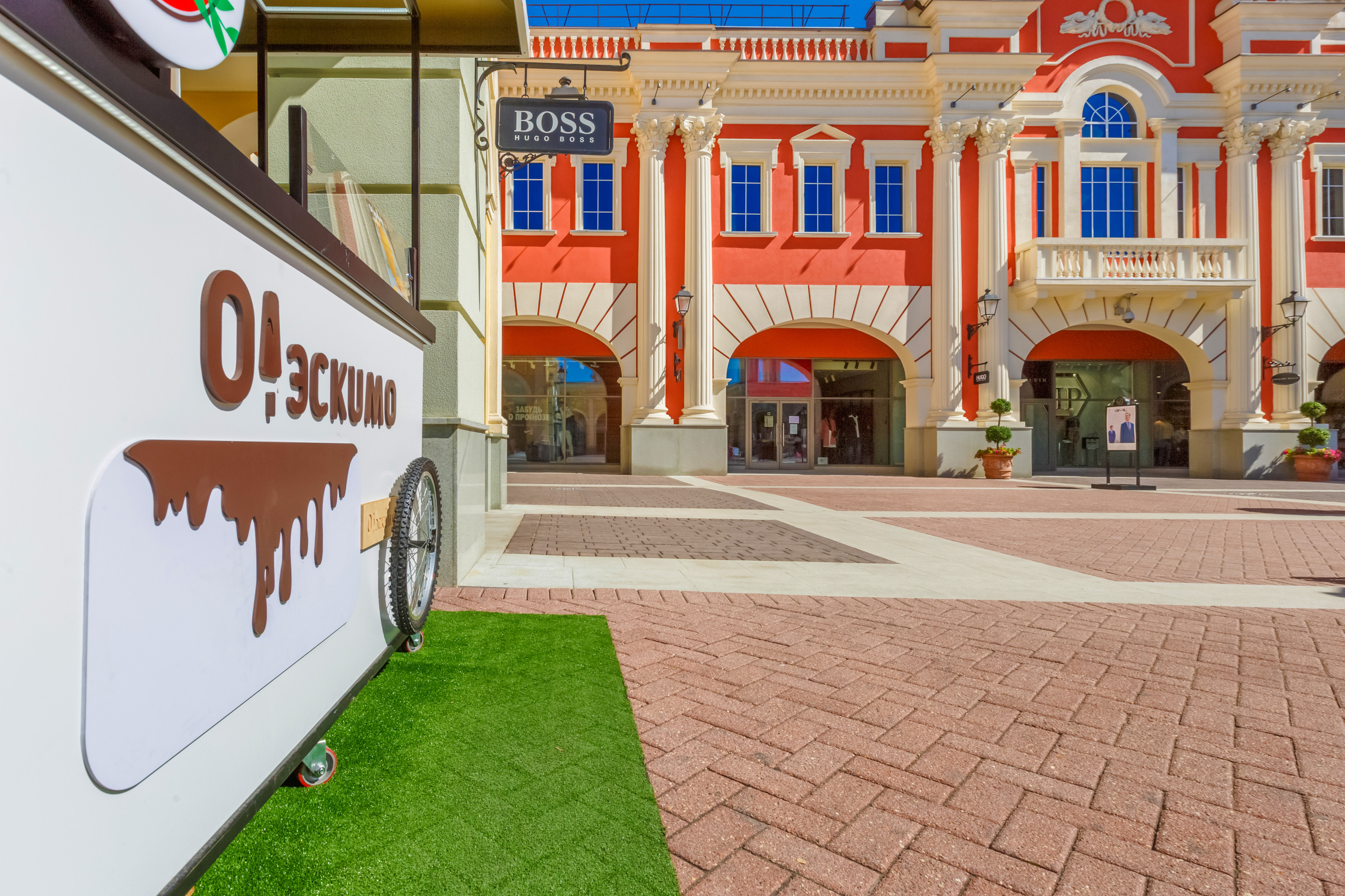 Outlet Village Pulkovo. Архитектурный фотограф Азамат Абикенов