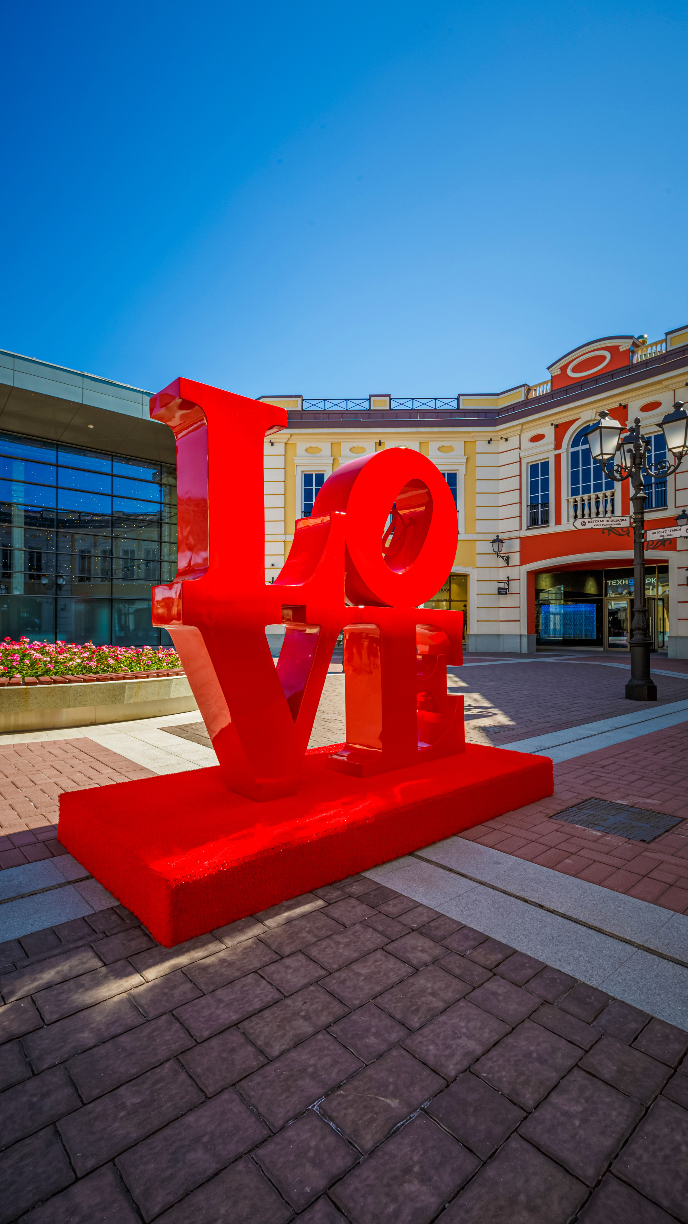 Outlet Village Pulkovo. Архитектурный фотограф Азамат Абикенов