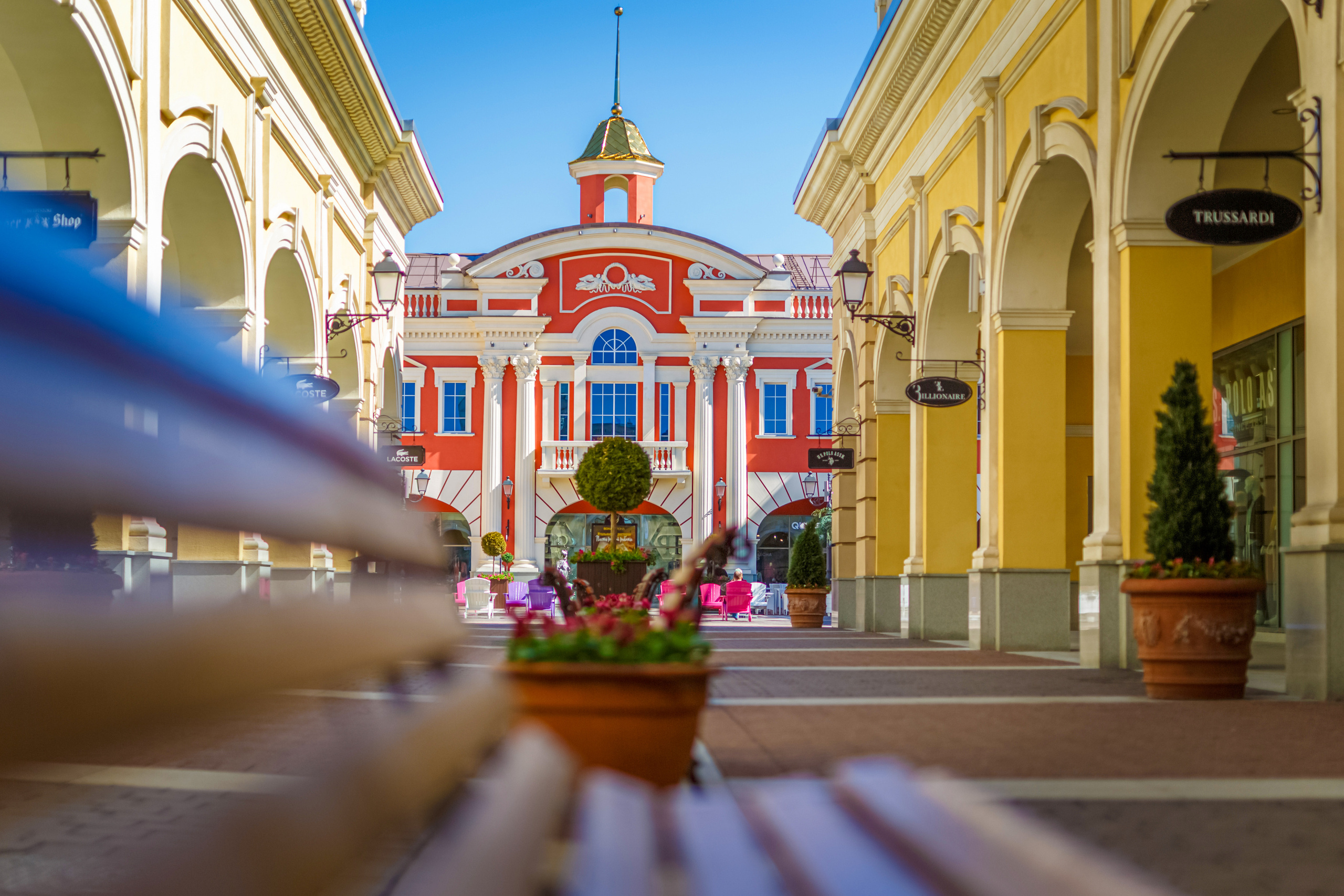 Outlet Village Pulkovo. Архитектурный фотограф Азамат Абикенов