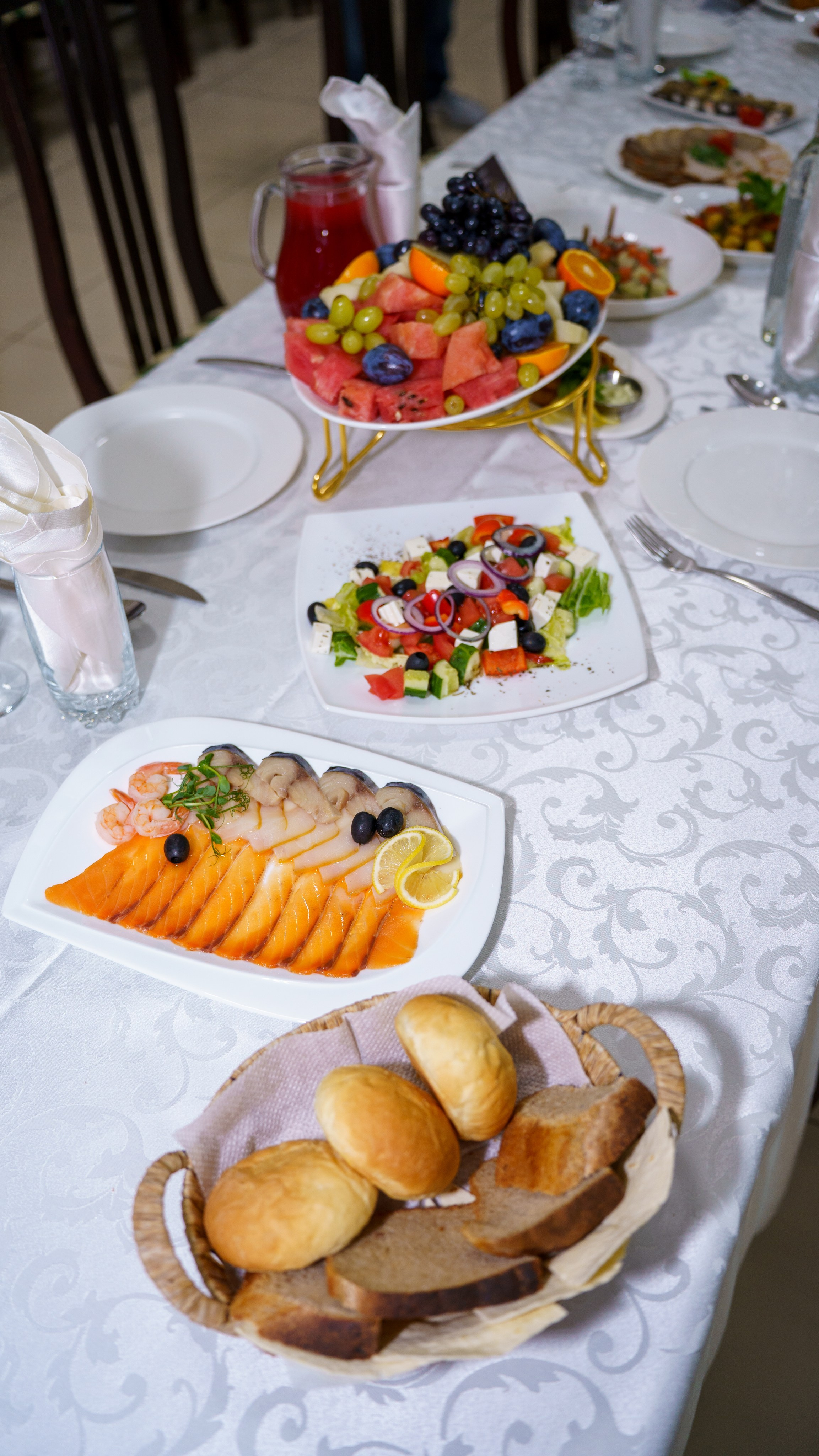 Юбилеи + Дни Рождения. Фотограф | Видеограф в Октябрьском Евгений Гузаев