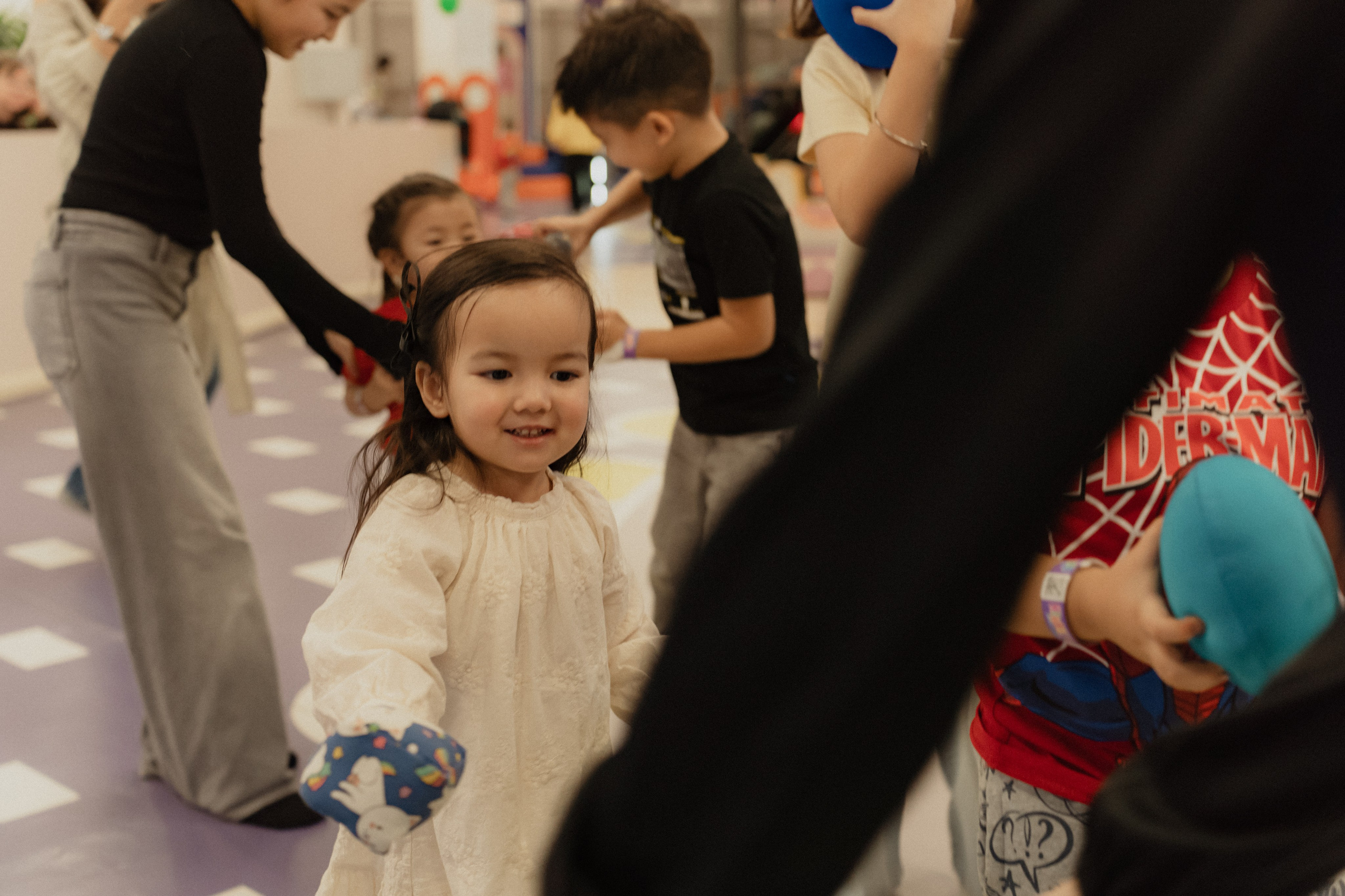 День рождения Алиши (кафе). Крис Богомазова