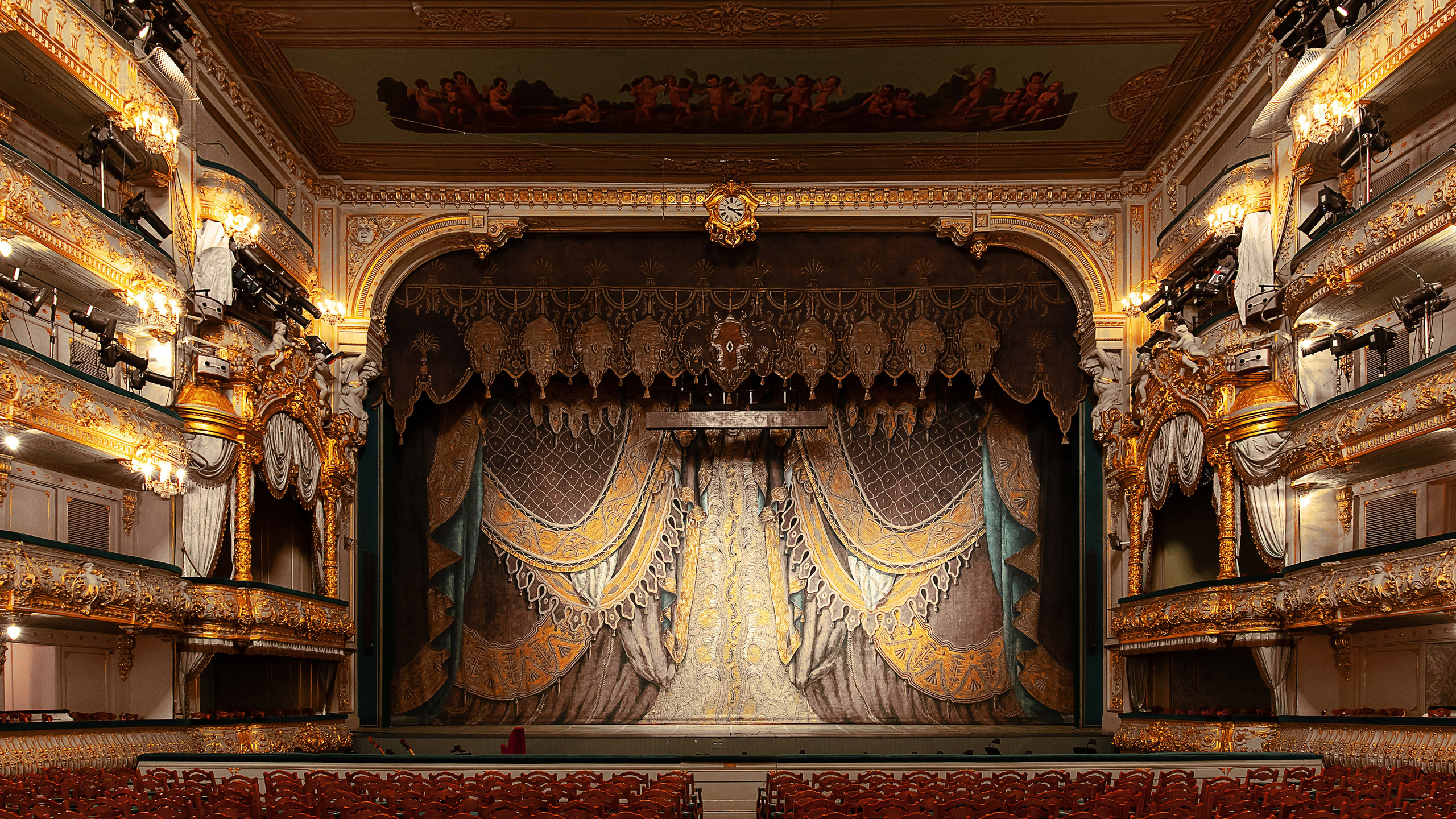 Интерьер. Суперфотограф Виталий Коликов