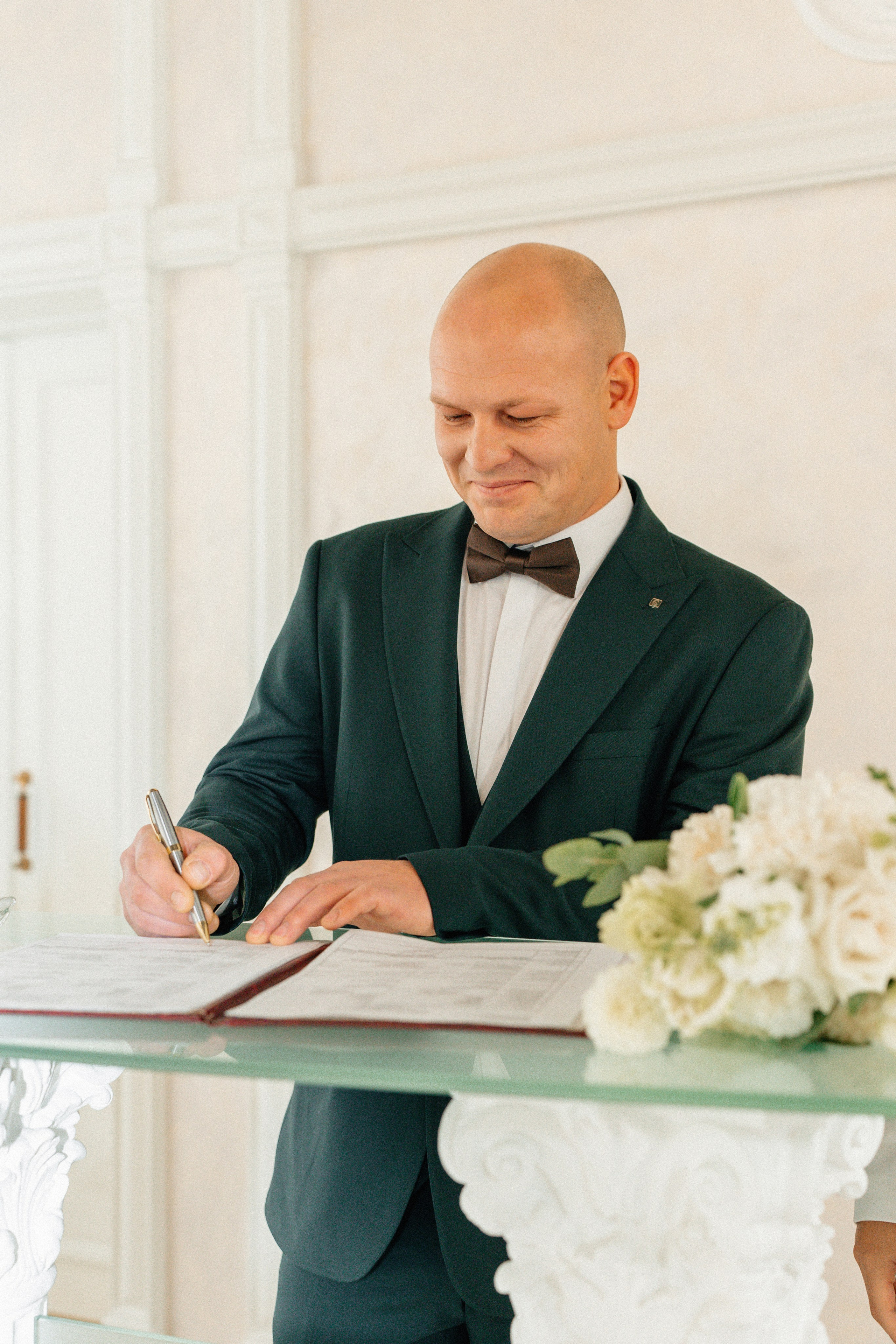 ЗАГС Центрального района. Ваш семейный фотограф в Минске — Вика Трегубова