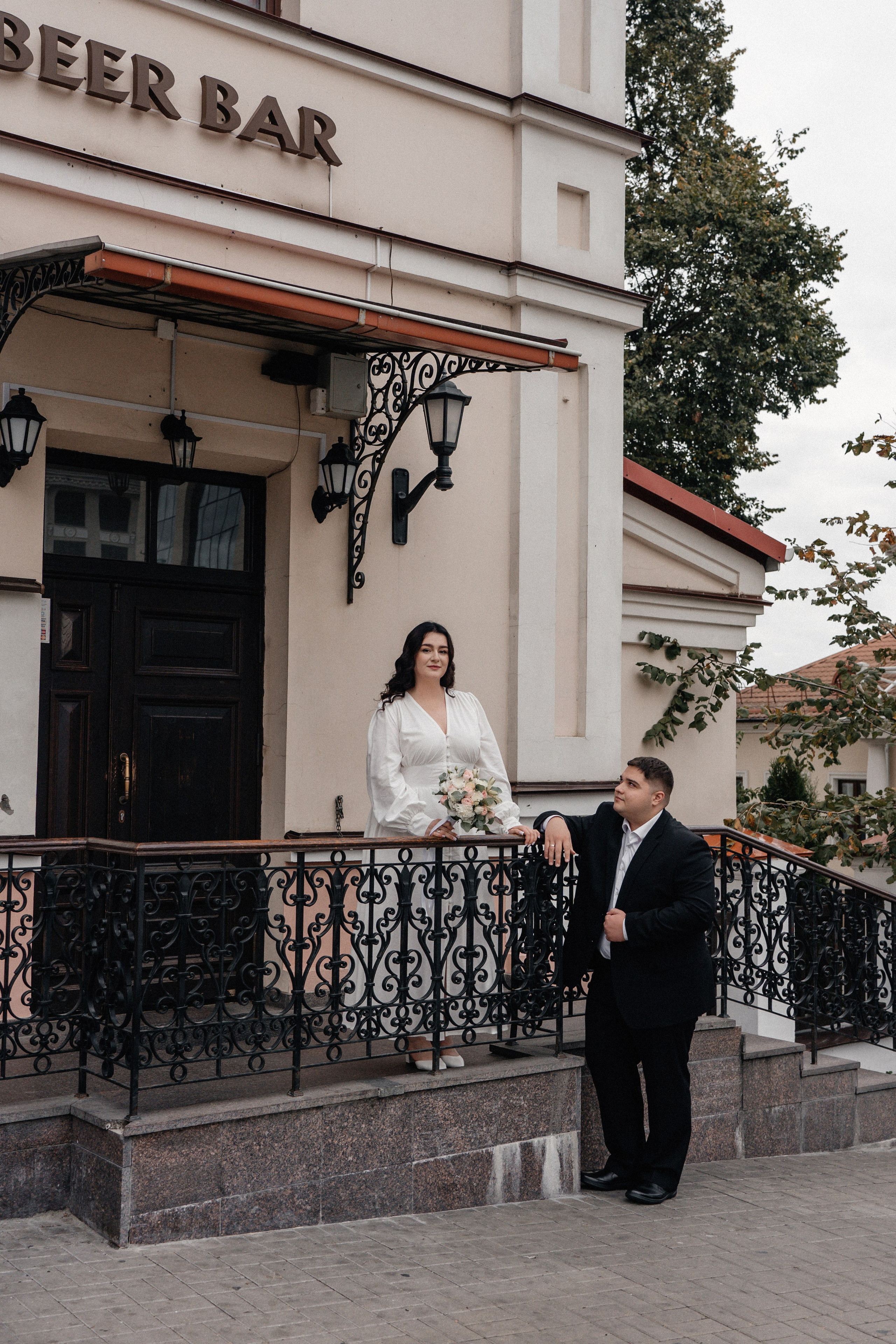 Юля и Дима прогулка в Троицком предместье. Ваш семейный фотограф в Минске — Вика Трегубова