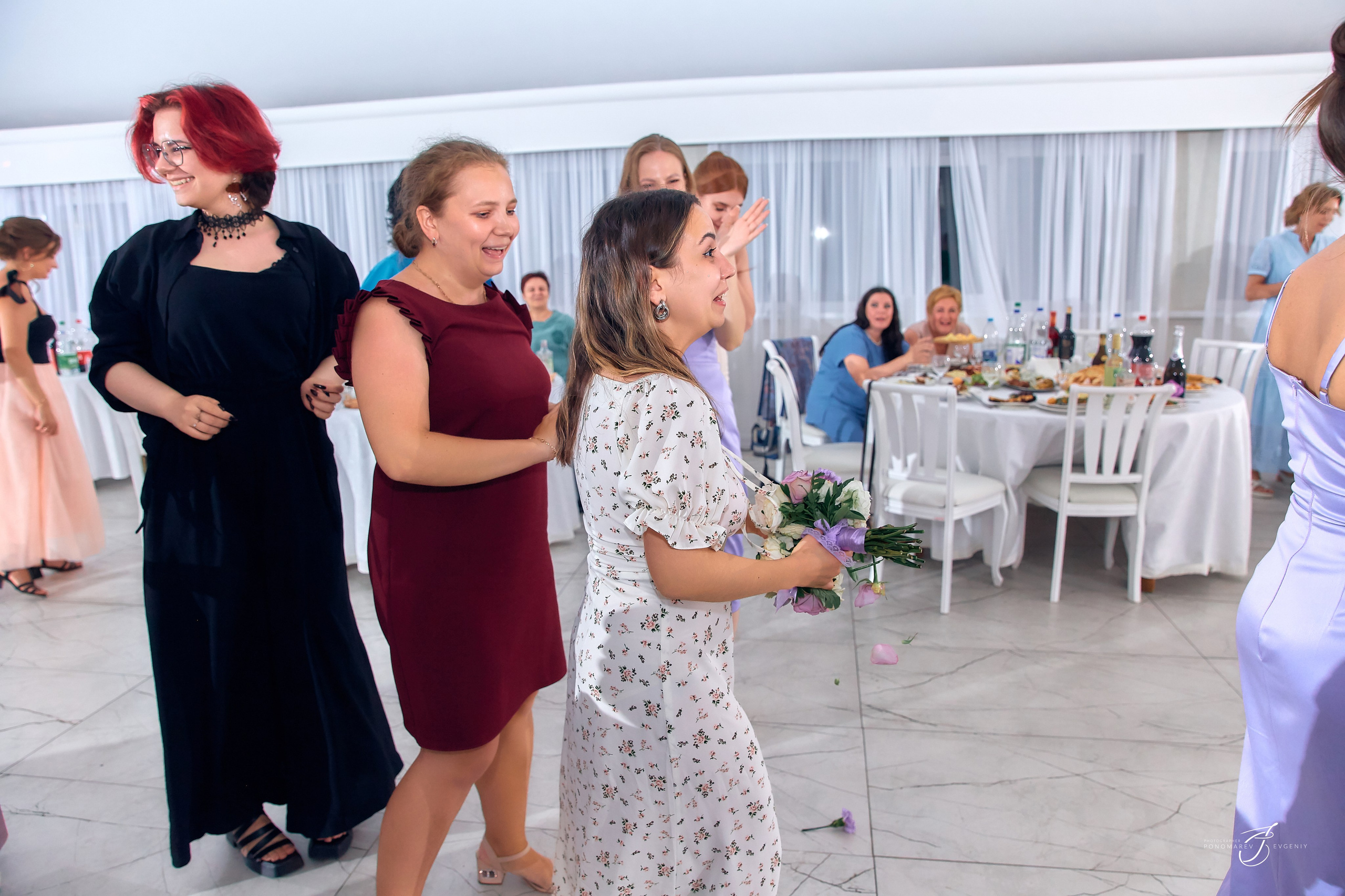 Свадебная фотосессия. Свадебный фотограф в Тольятти Жигулевске и Самаре Пономарев Евгений