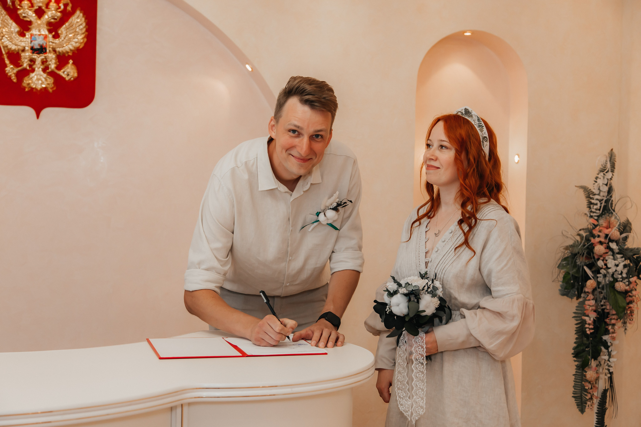 ЗАГС. Свадебное Love story у моря. Семейный фотограф в Сочи, Лоо, Дагомысе, Вардане Кучумова Олеся