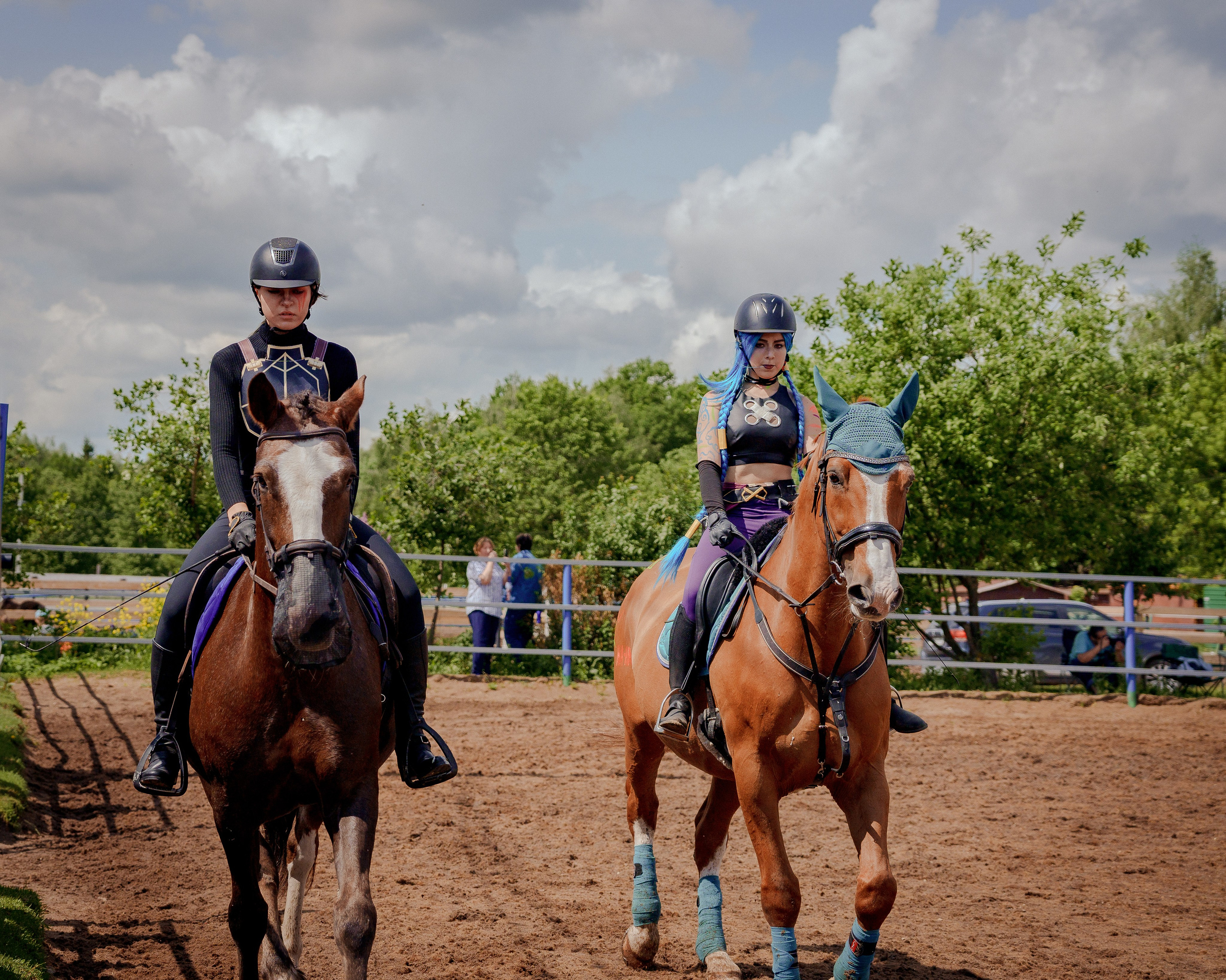 Конный клуб Горки. Портретный и семейный фотограф в Москве/Видное