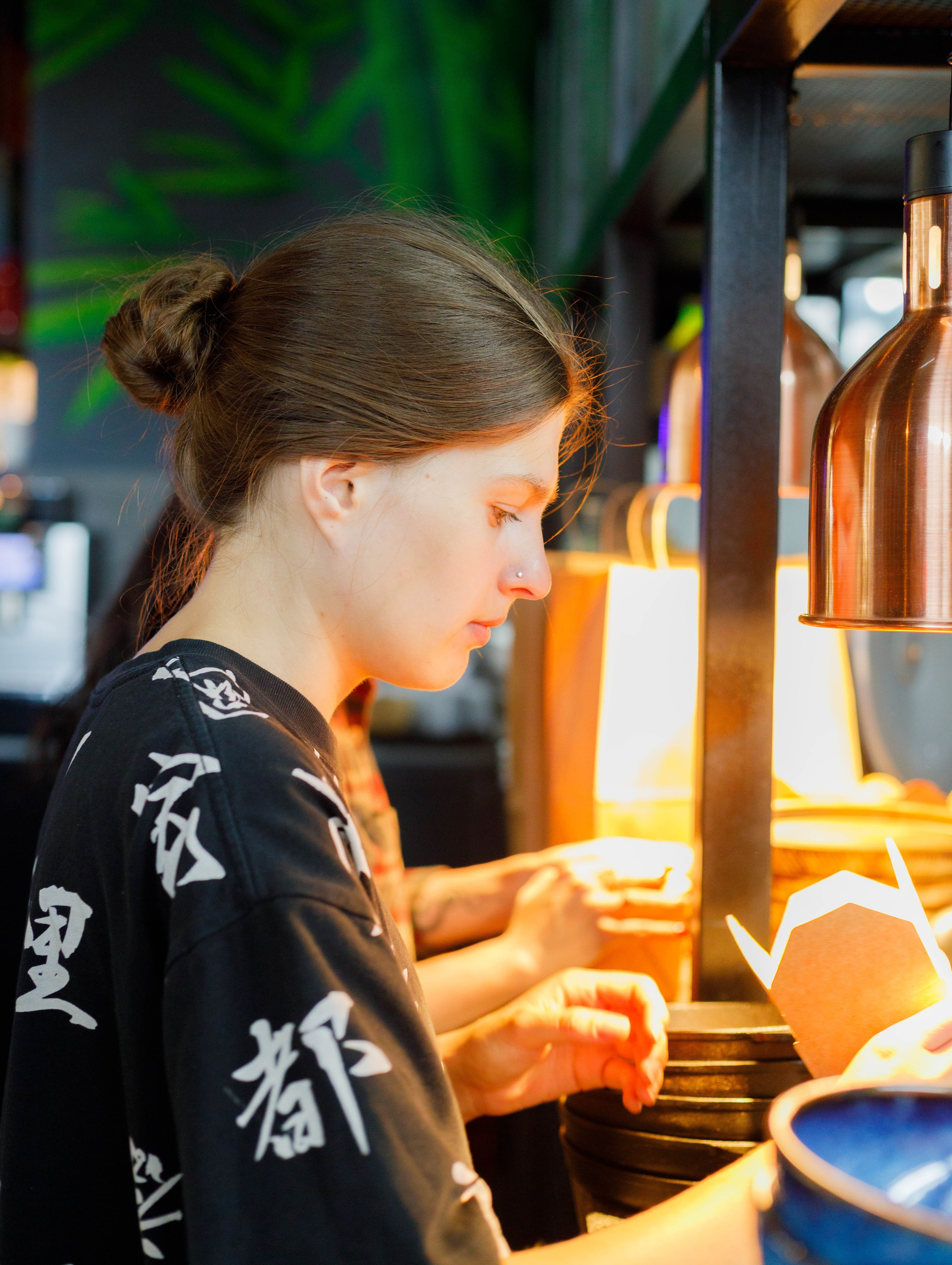 Кухня Ли. Открытие. Репортажный фотограф в Новосибирске Алена Помазунова