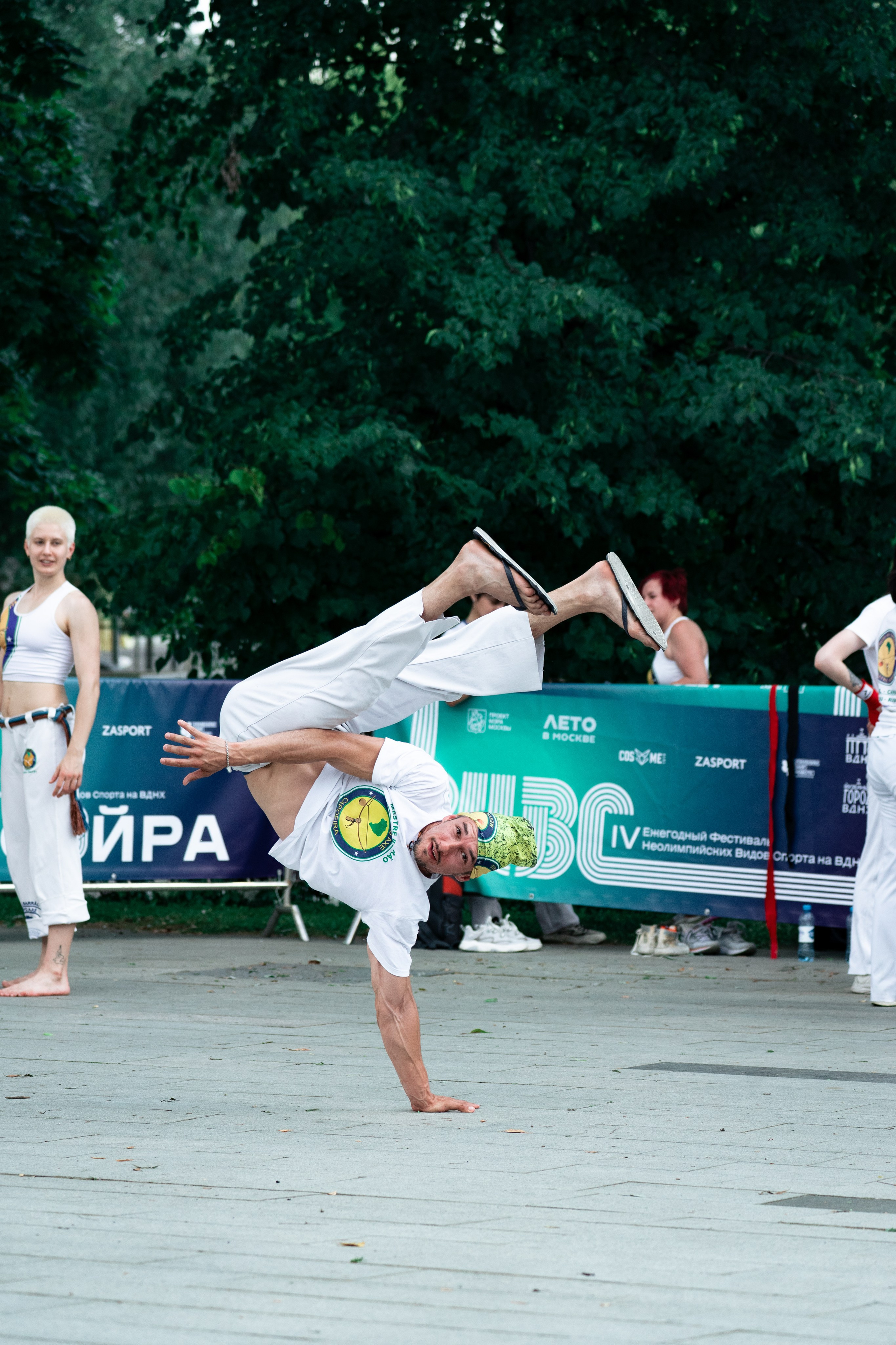 Открытый класс AXE Capoeira на фестивале неолимписких видов спорта на ВДНХ 2025 г:. Фотограф в Москве Ткаченко Владимир