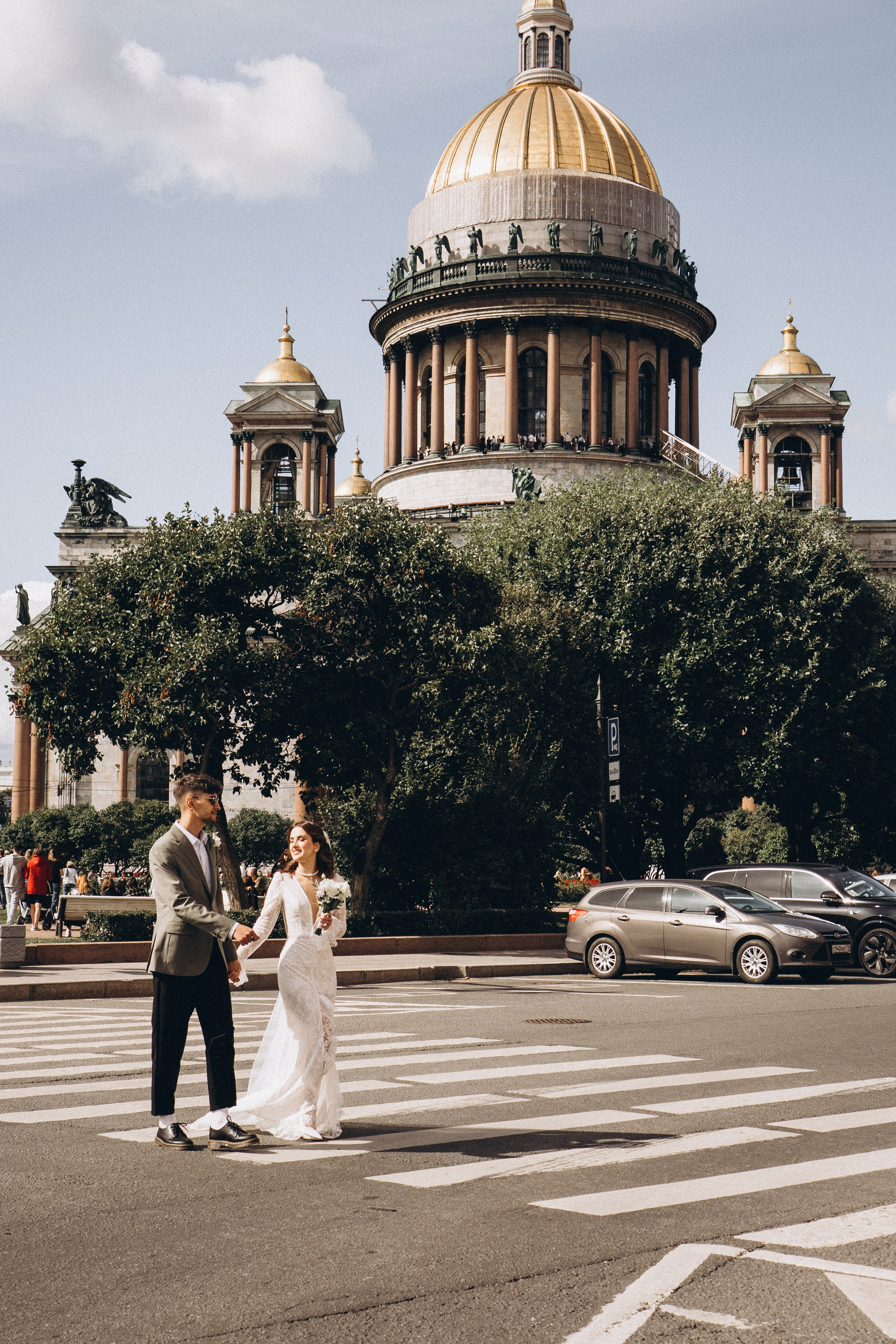 СВАДЕБНАЯ ПРОГУЛКА ВОЗЕ ИСАИКЕВСКОГО СОБОРА АСТОРИИ И ЗАКОНОДАЛЕТНОГО СОБРАНИЯ. Профессиональный фотограф, Санкт-Петербург — Виктория Богомолова