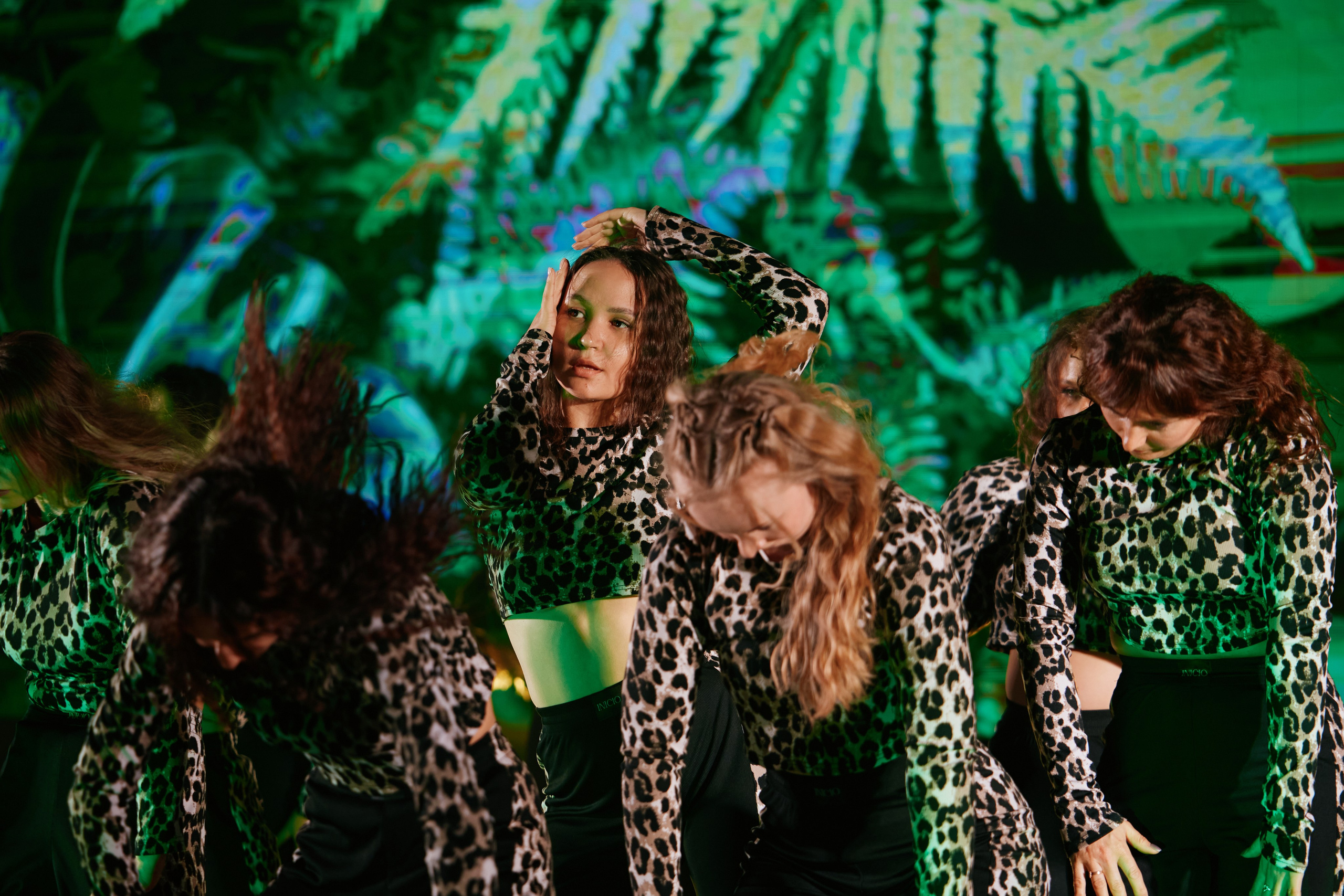 VIVA GLAM Отчетный концерт. Фотограф и видеограф в Кургане Леонид Корнильев