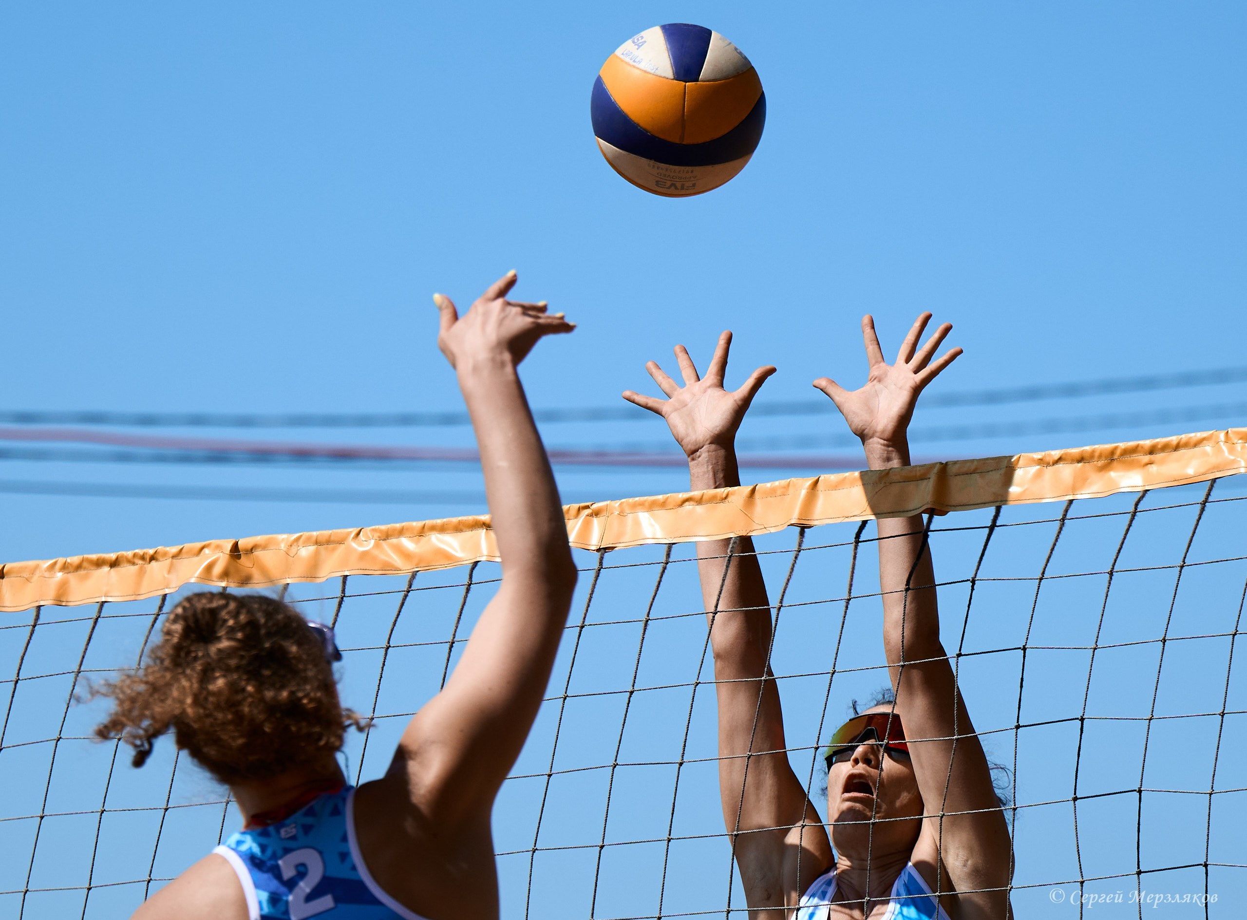 Пляжный волейбол. 1 этап Волейбольной Лиги Поволжья. Ижевск 09.06.2024. Спортивный репортажный фотограф в Ижевске Сергей Мерзляков
