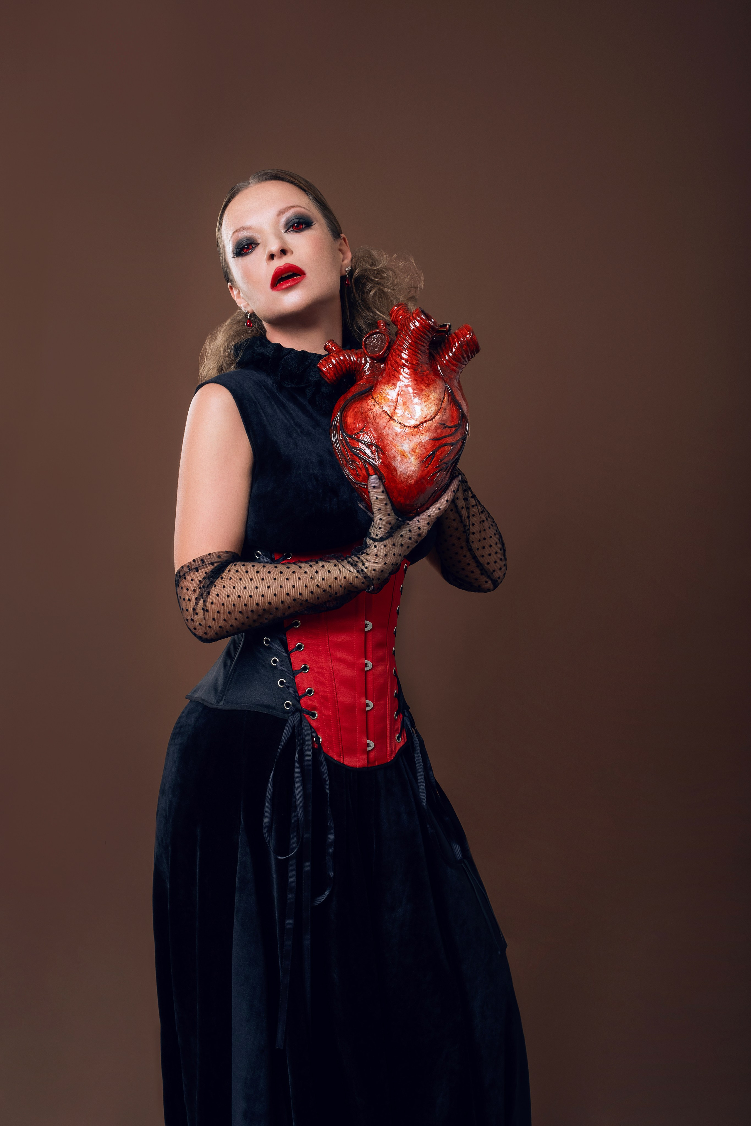 Арт-фотосессия в Москве под ключ. Портретный фотограф в Москве Артем Венглинский