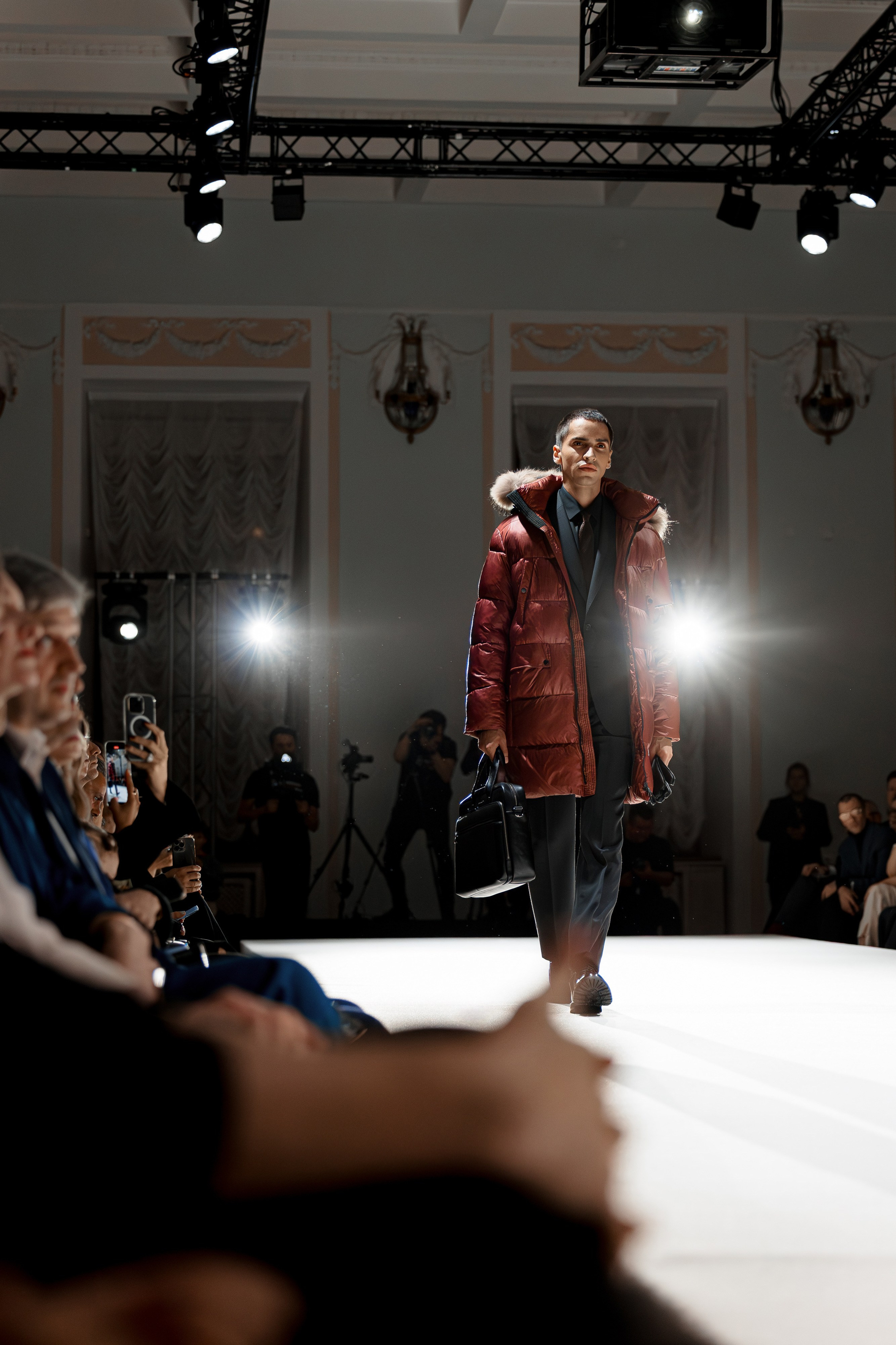 Henderson Fashion Show AW'25. Репортажный фотограф Семён Борисов | Москва