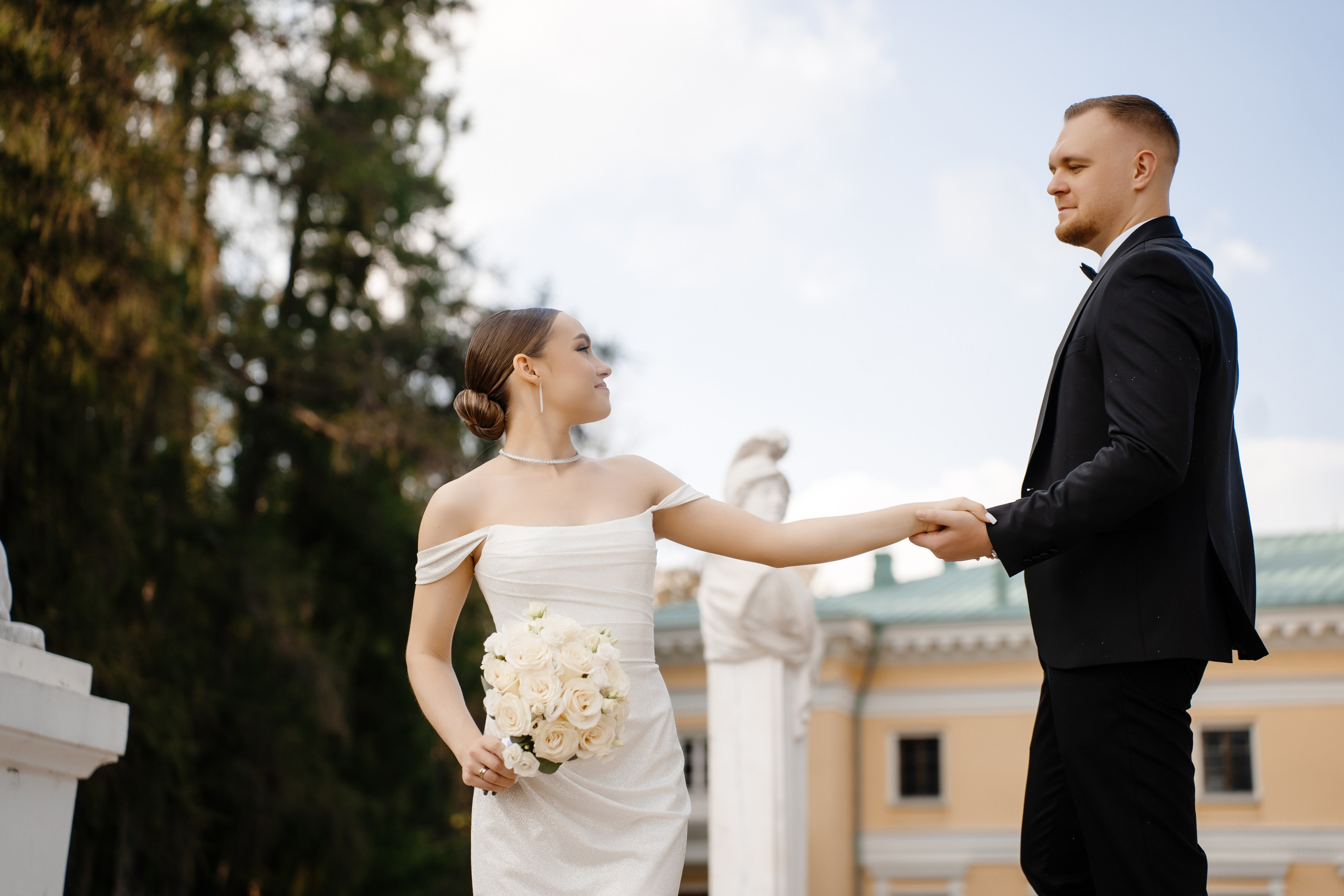 Свадебная фотосессия в парке Архангельское. Свадебный и семейный фотограф в Москве Светлана Зоткина