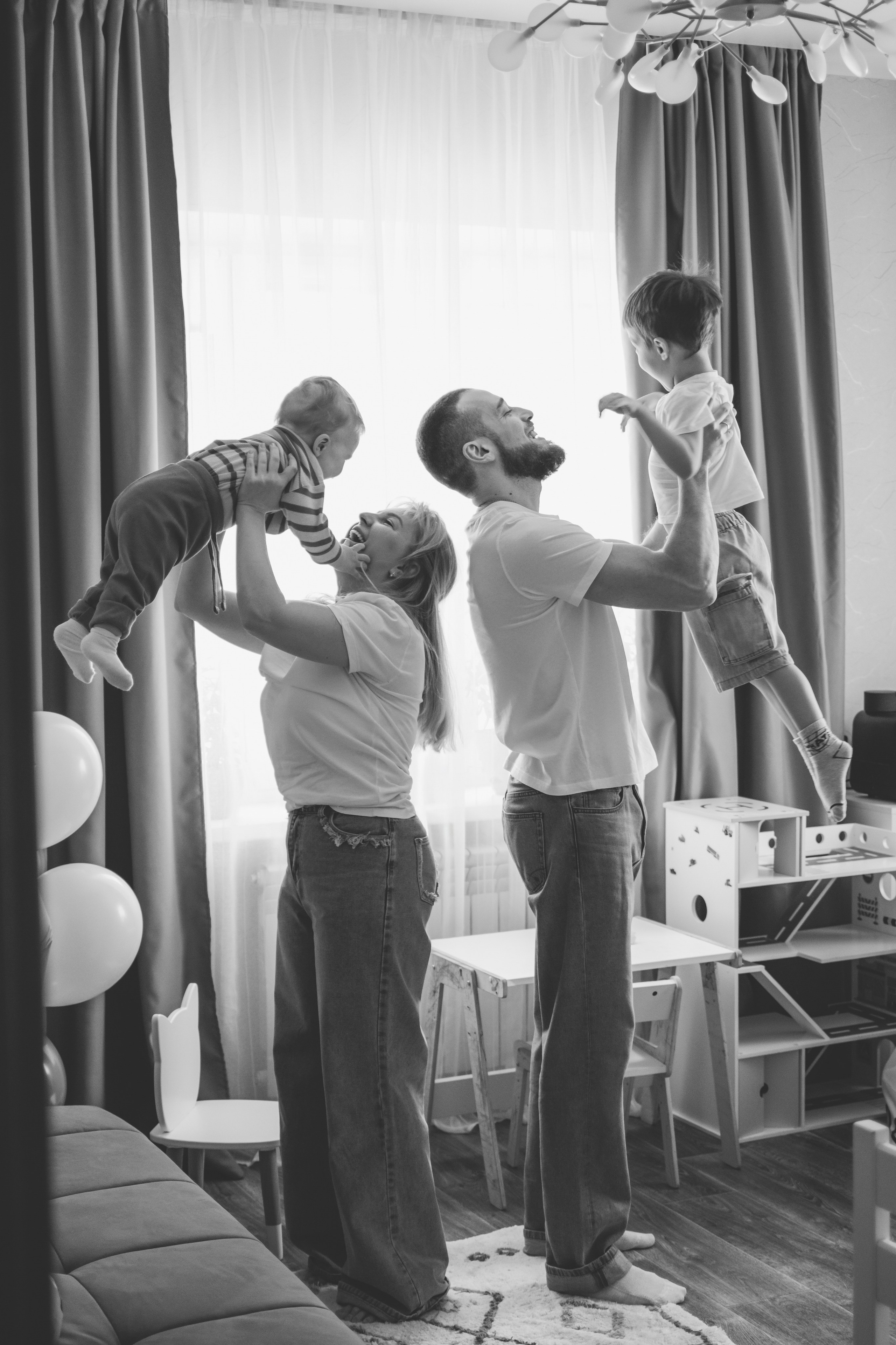 Годовасие в кругу семьи. Семейный и свадебный фотограф Губкинский и Ставрополь