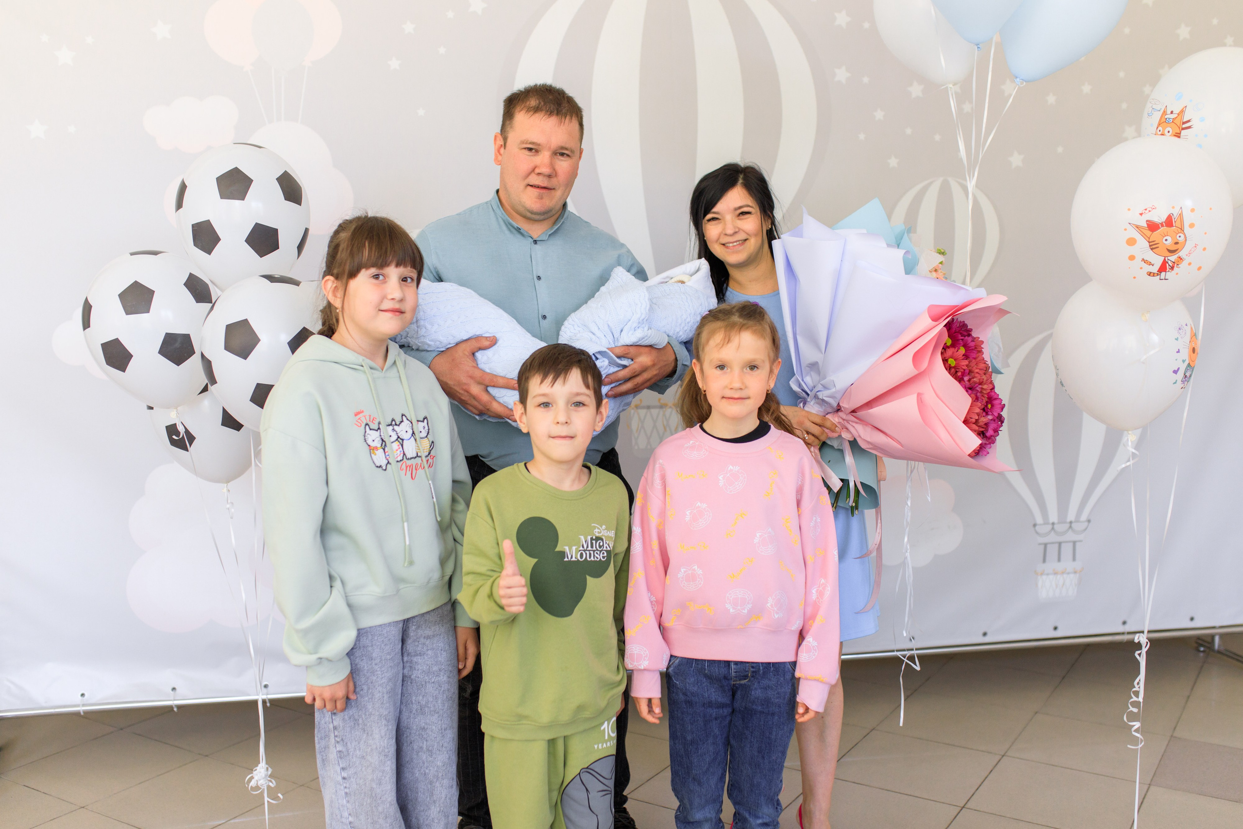 Съемка выписки из роддома. Фотограф в Уфе Ирина Идрисова