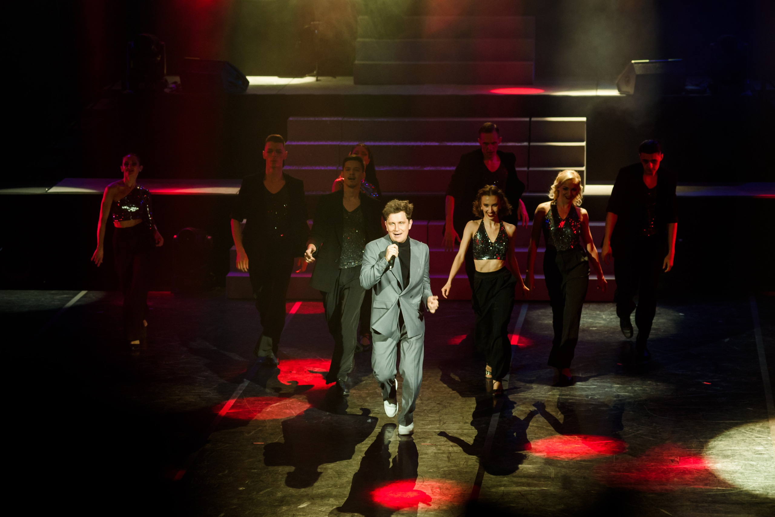 Она | Владимир Жуков