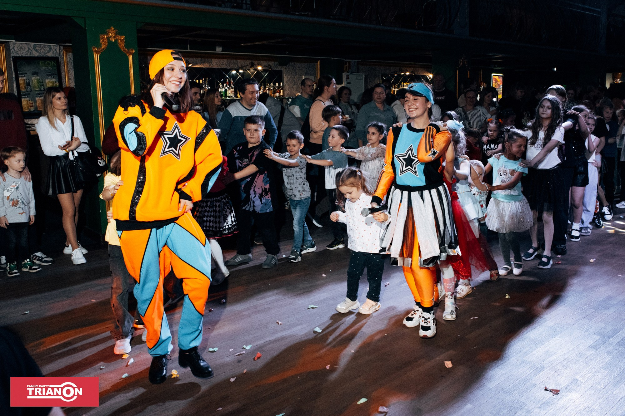 Семейная дискотека TRIANON. Фотограф Владимир Молоканов