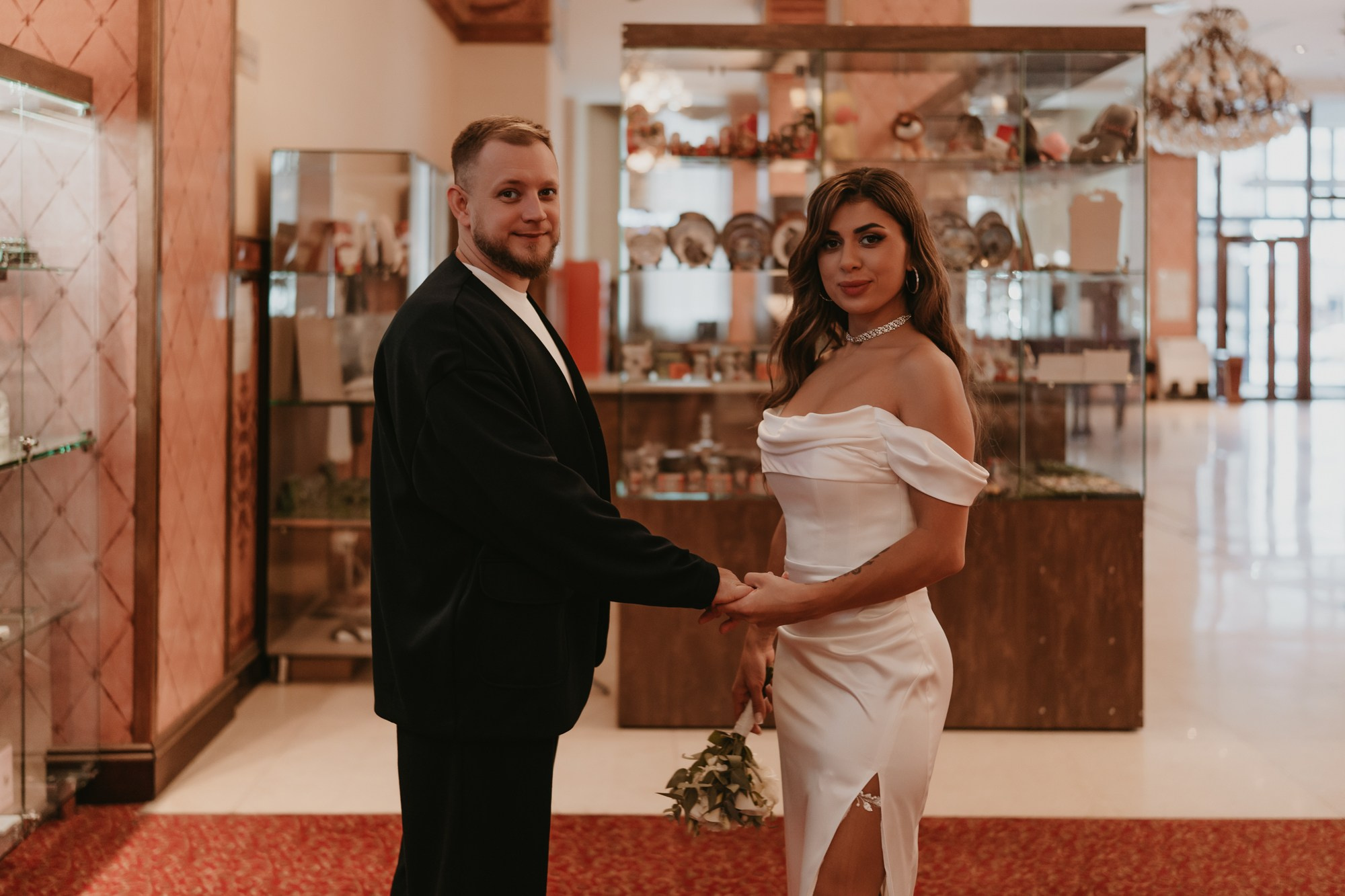 Свадебная фотосессия в отеле Royal. Свадебный и репортажный фотограф в Ярославле Евгений Сальников