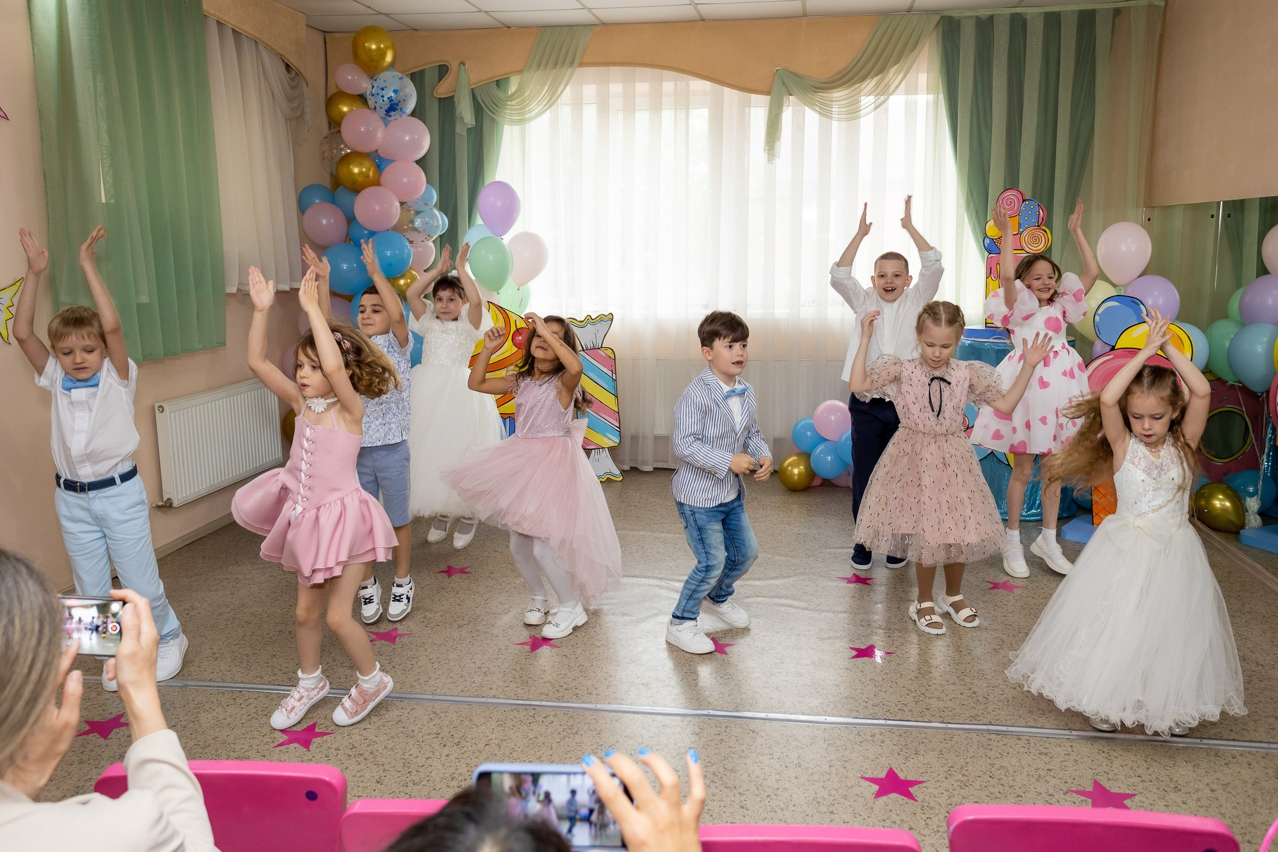 Выпускной Детский сад, 2 часа, 8000. Выпускные альбомы Майкоп, Краснодар Елена Золотарева