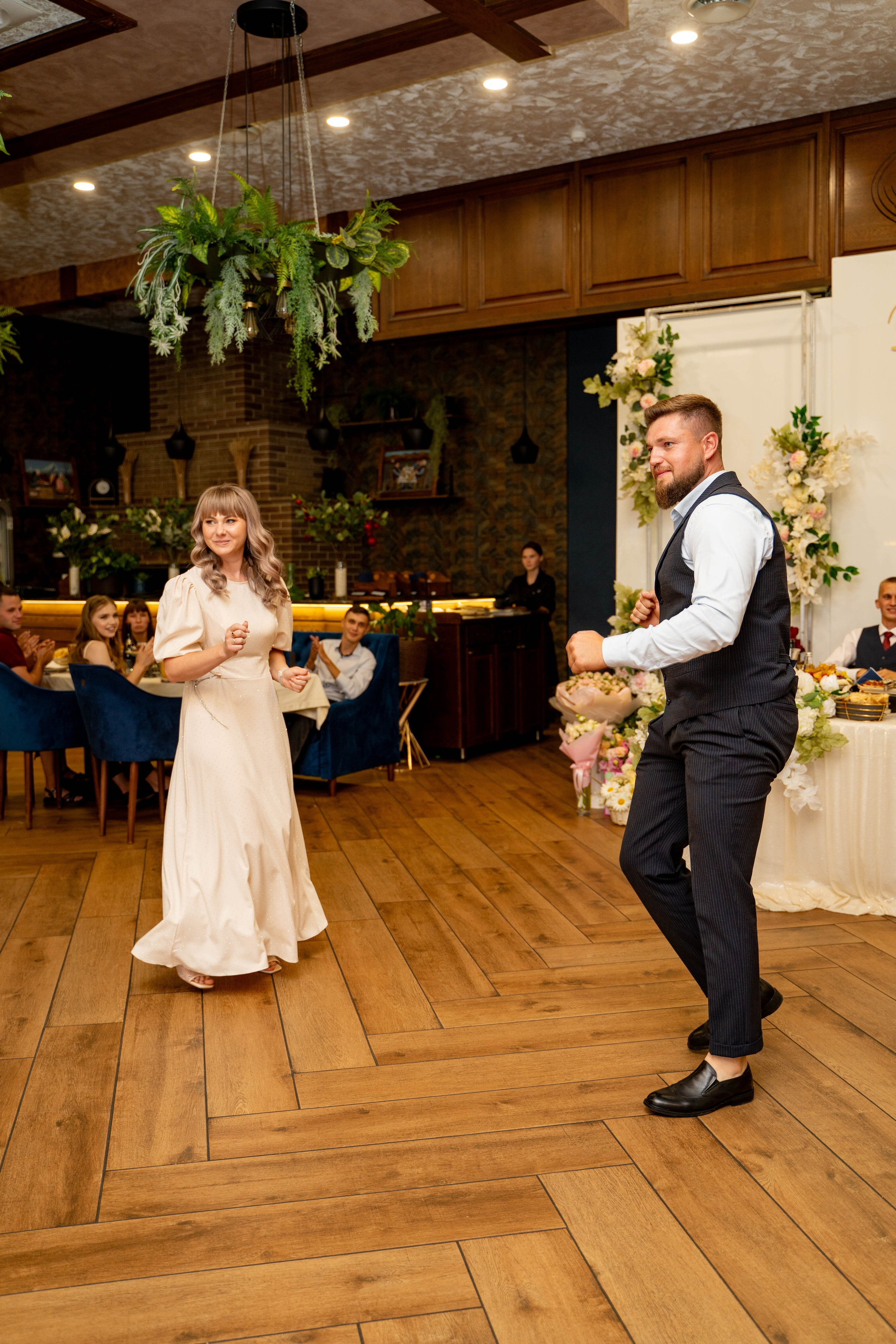 Данил и Анастасия. Видеосьемка, фотосьемка свадеб, юбилеев, утренников в Краснодарском кр