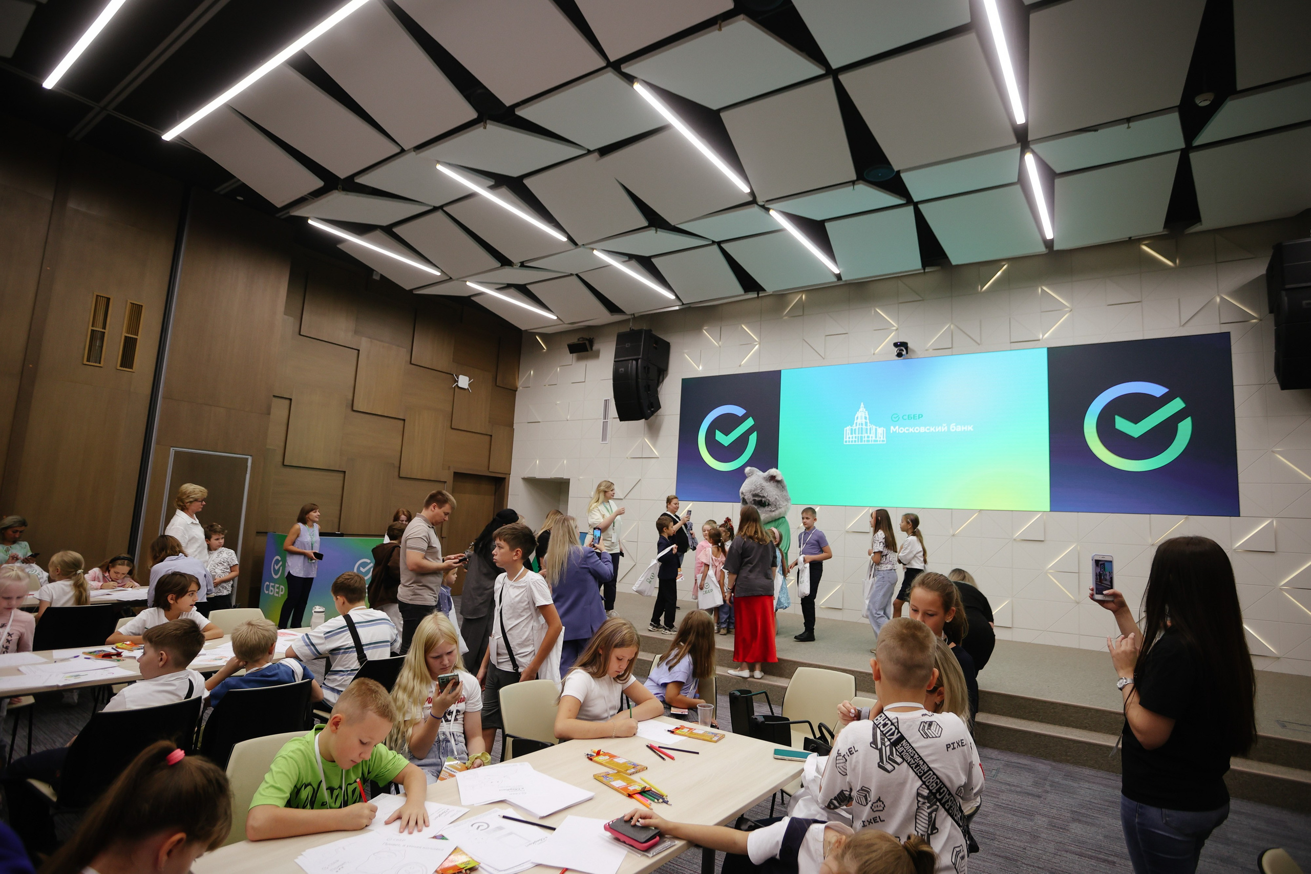 ДЕНЬ РОЖДЕНИЯ СБЕРБАНКА. Концертный и репортажный фотограф в Москве и Санкт-Петербурге Мария