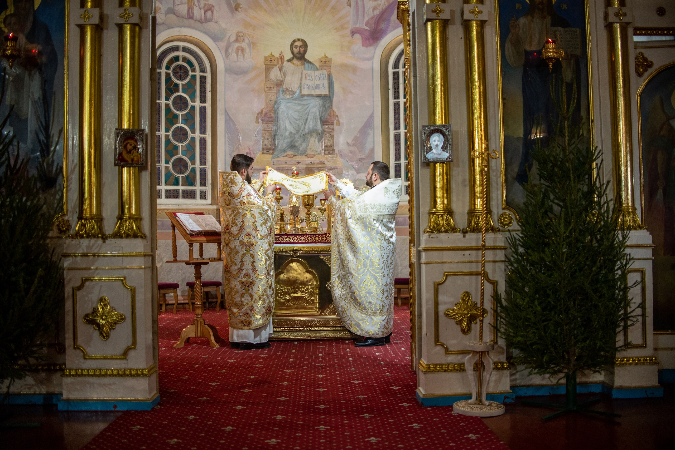 Литургия на Рождество 6.01.2023. Семейный и свадебный фотограф в Феодосии и Коктебеле