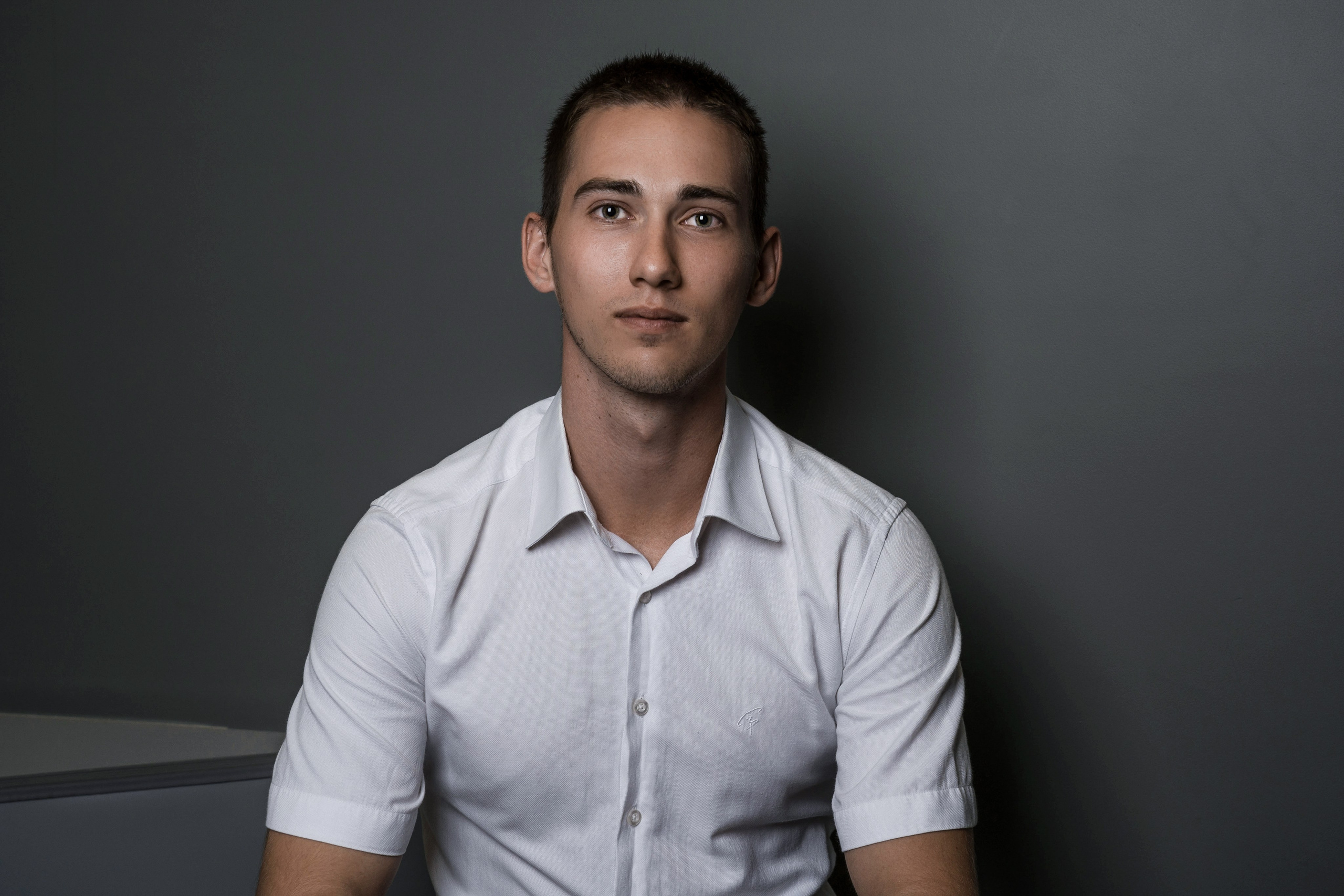 деловой портрет для сайта сотрудников компании