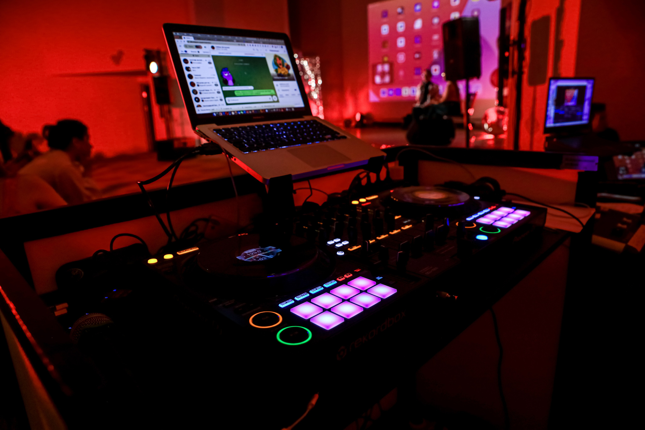 Международный обучающий форум для EVENT-специалистов «СМТ». Photographer Viktoriya Markushina «My world throug»