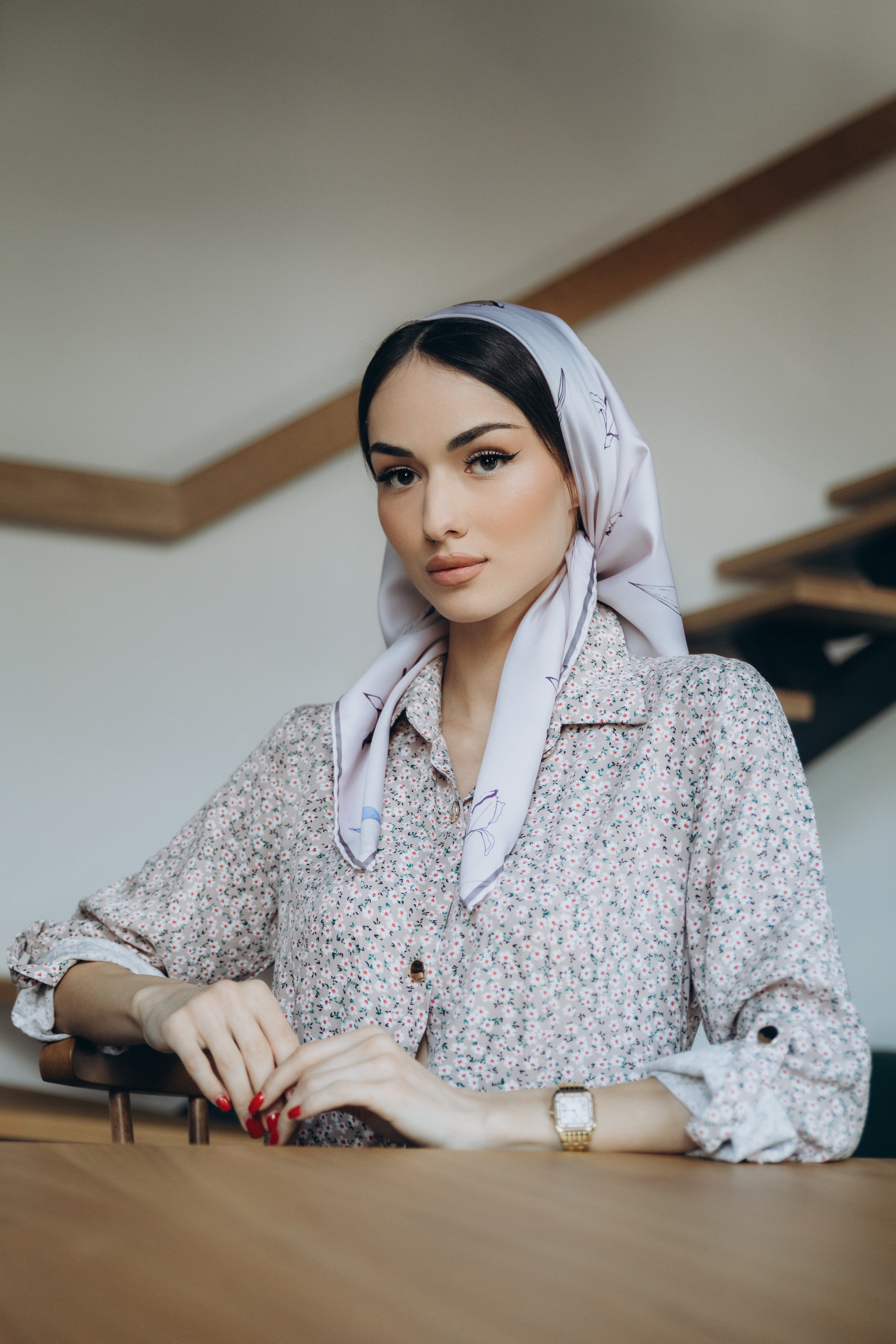 КОНТЕНТ (Дизайнерские платки). Photographer — Regina Sal’manova. Uray