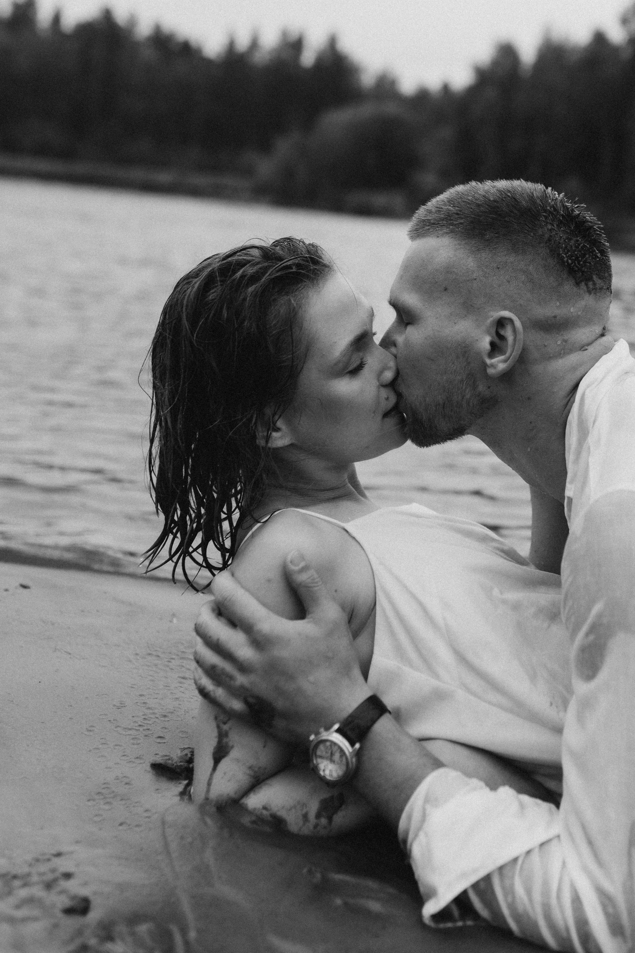 LOVE STORY (Виктория и Иван). Photographer — Regina Sal’manova. Uray