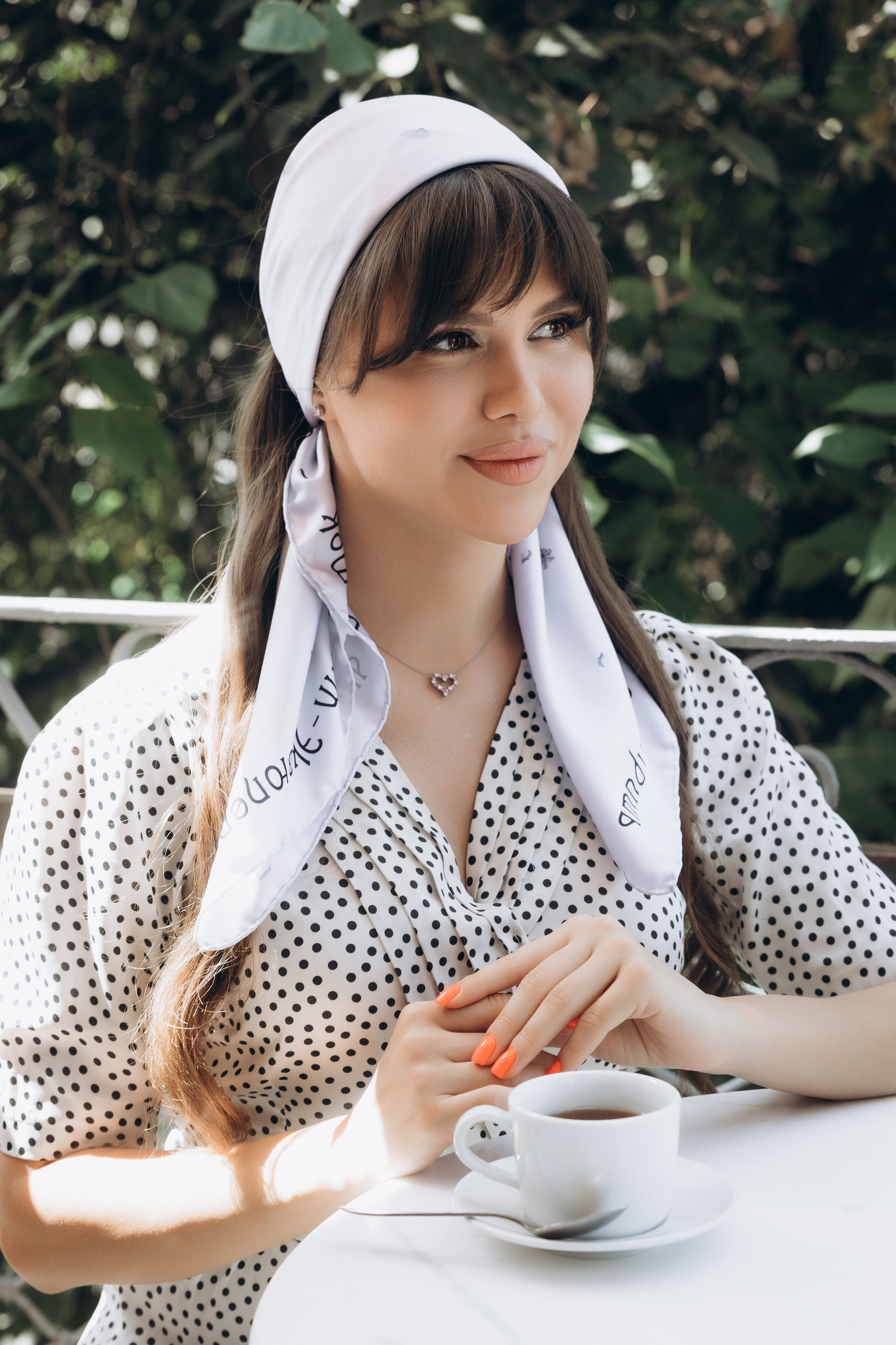 КОНТЕНТ (Дизайнерские платки). Photographer — Regina Sal’manova. Uray