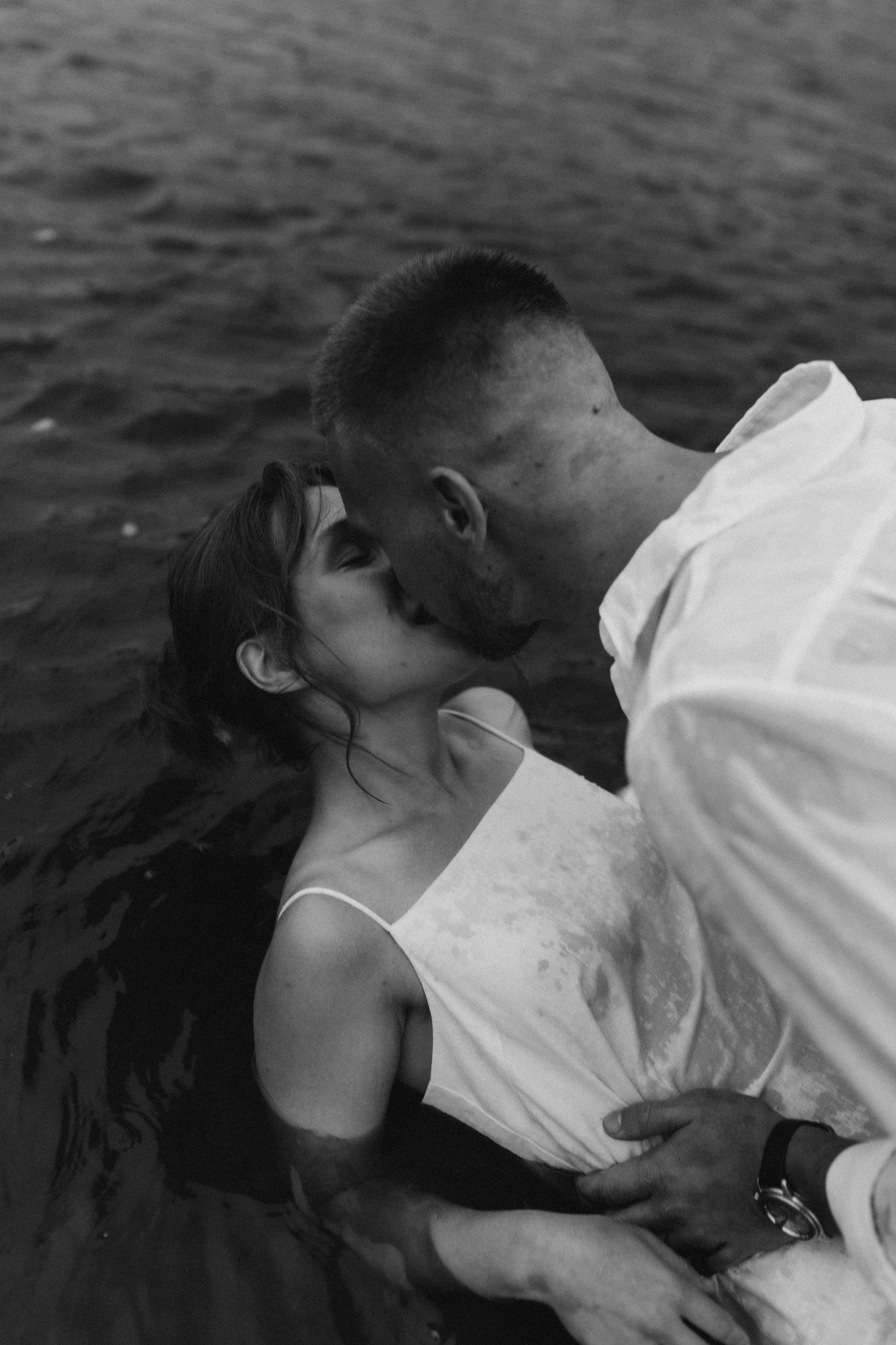 LOVE STORY (Виктория и Иван). Photographer — Regina Sal’manova. Uray