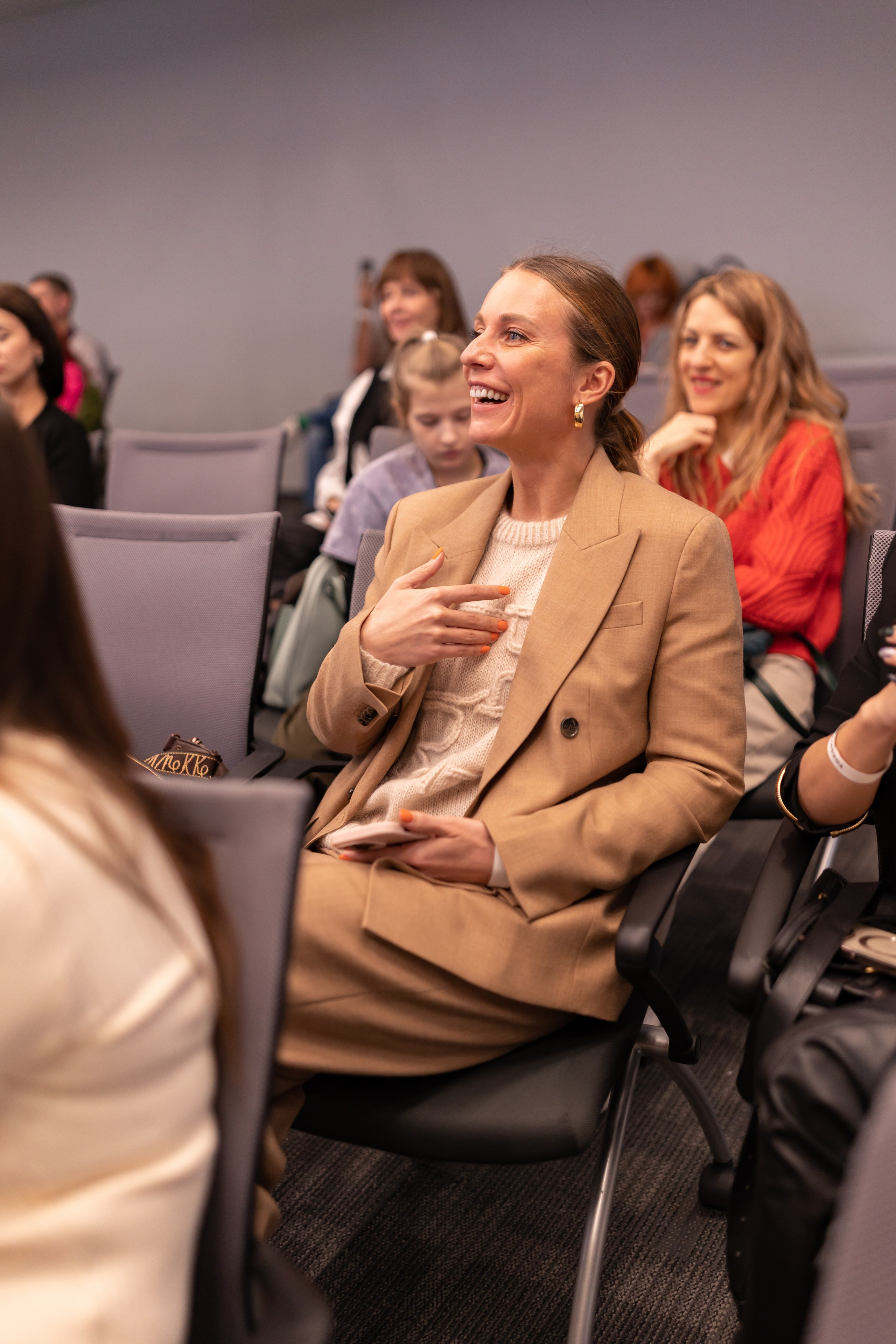 Только суть ЛИДЕР (Сколково). Сказочный фотограф для Вас и Вашей семьи