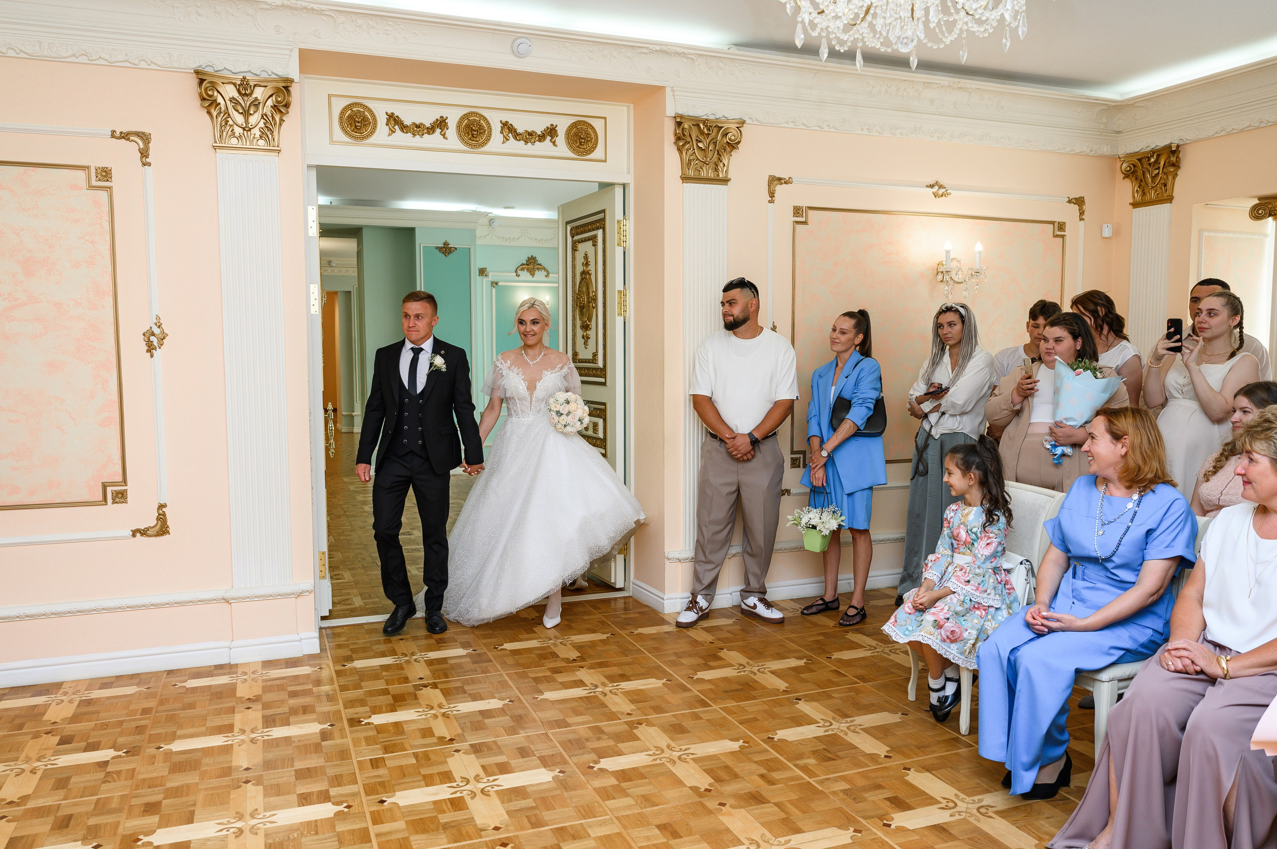 Свадебная фотосессия гостиничный комплекс Бережки Холл. Свадебный фотограф Москва Юрий Кульман