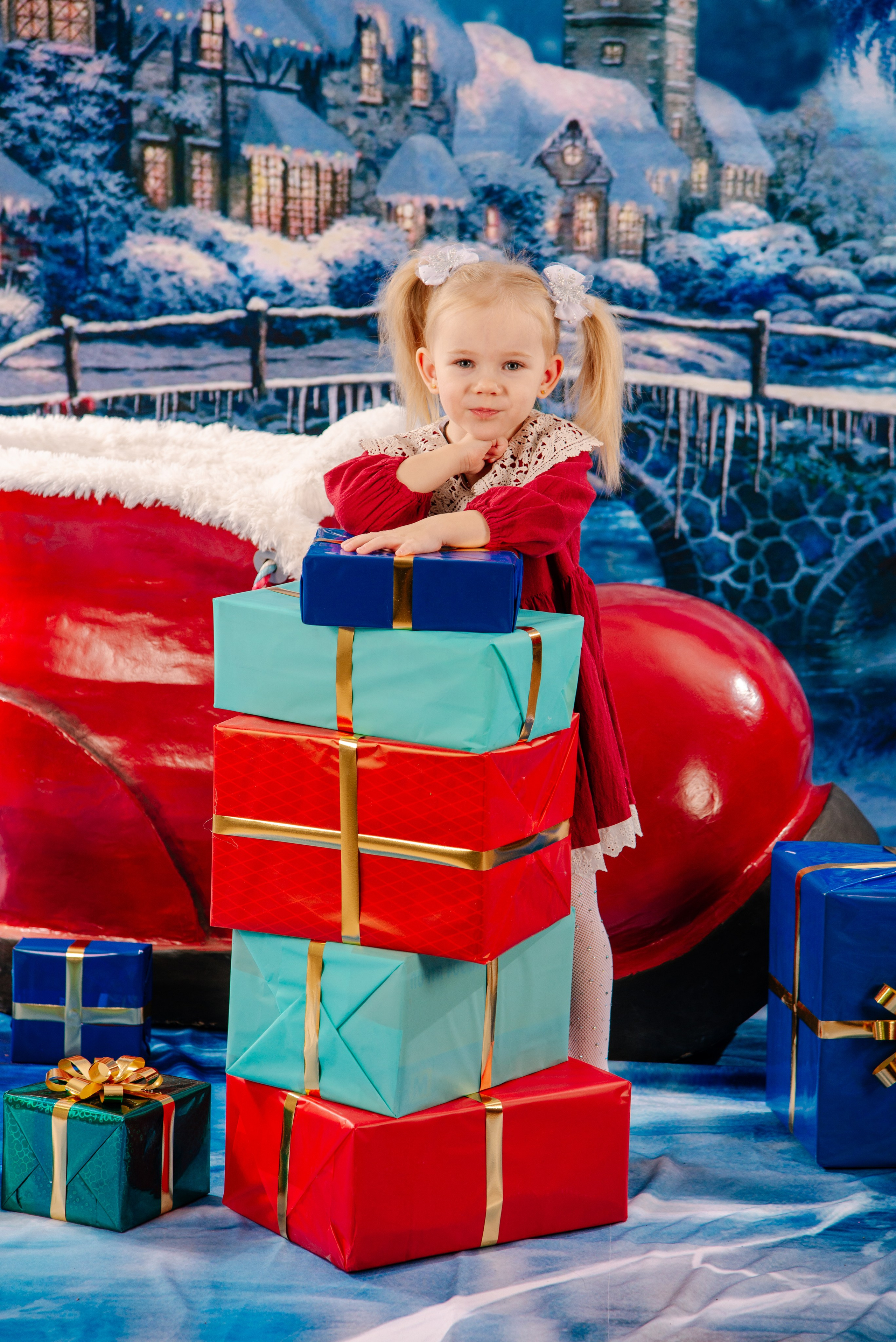 Ботинок Деда Мороза. Выпускные альбомы Ярославль