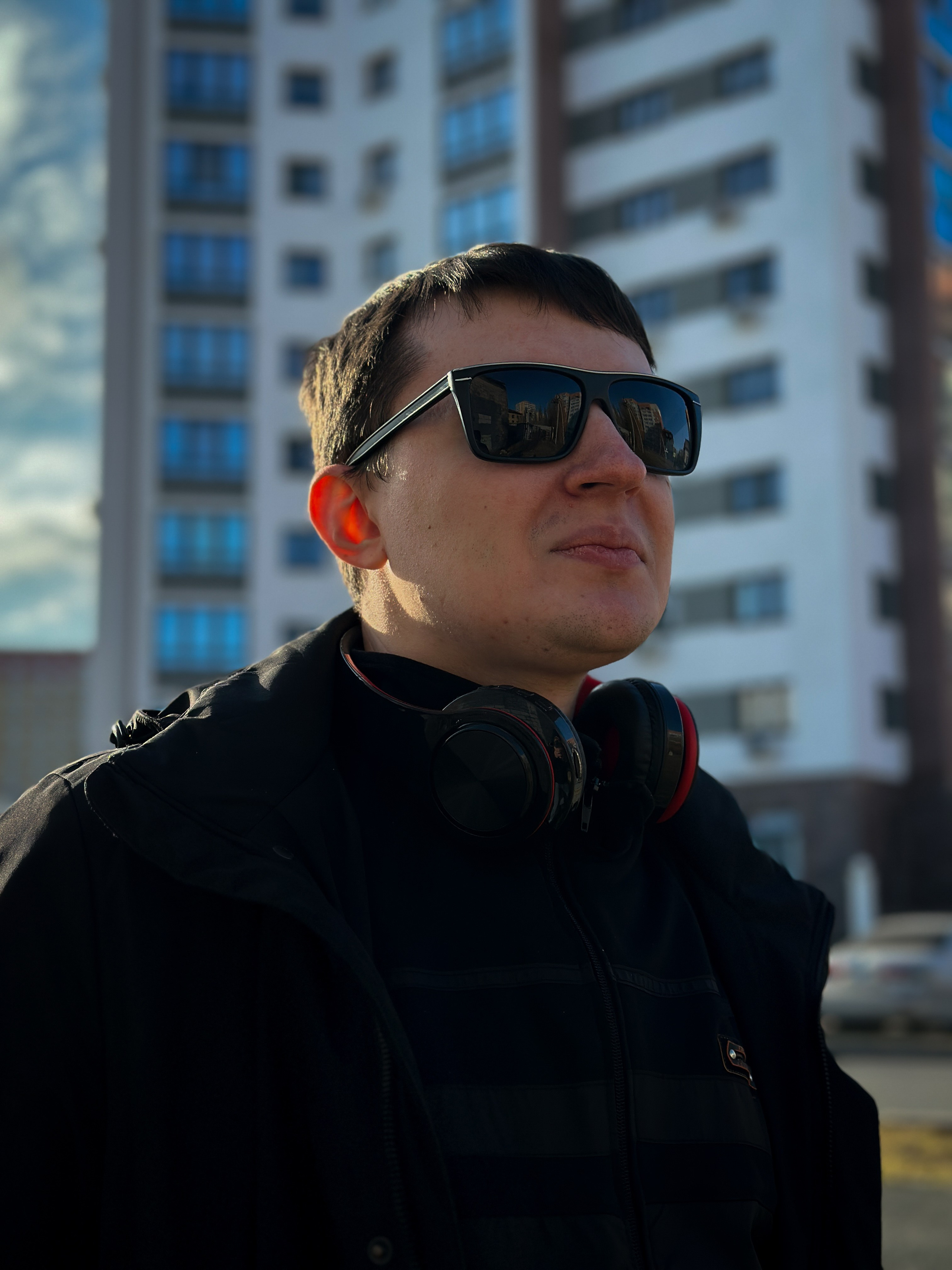 Прогулочная фотосессия с Димоном. Твой фотограф и видеограф в Тюмени — Сергей Бизин