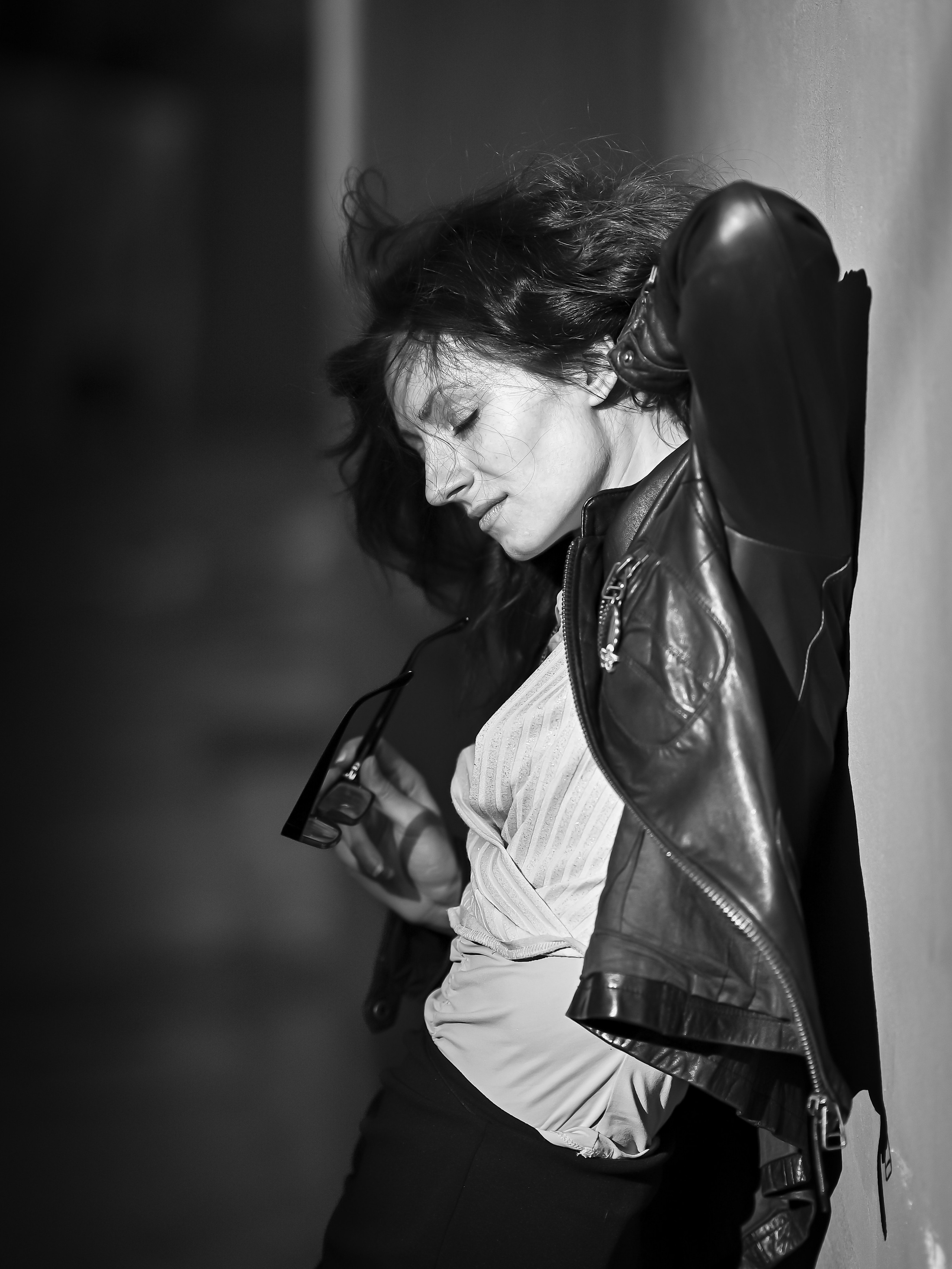 Весна на Красном Октябре ч_б. Портретный фотограф в Москве Сергей Чудов