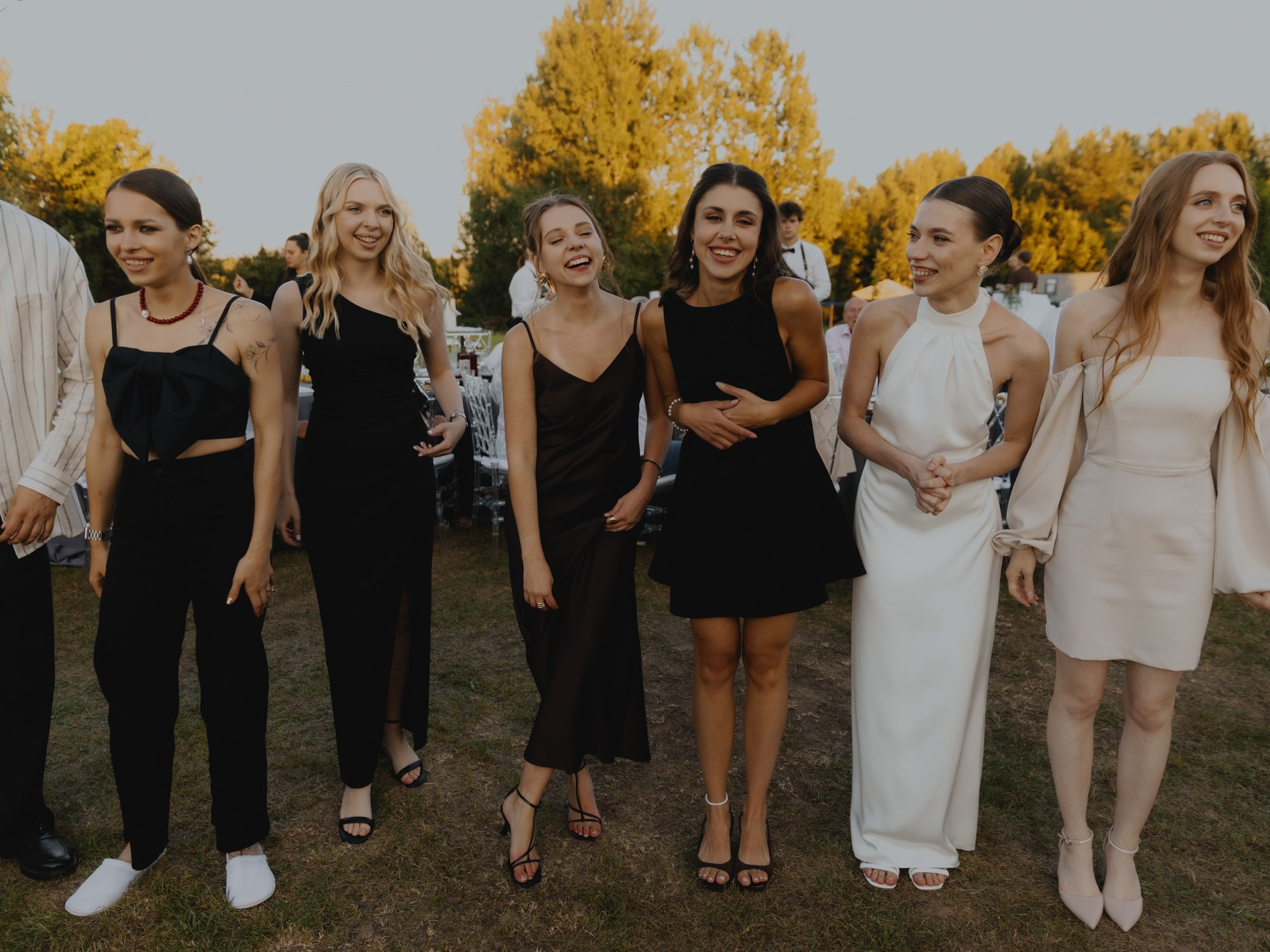 Лиза и Илья (полный день). Свадебные фотографы в Гомеле и Минске Сергей и Анастасия Фещенок