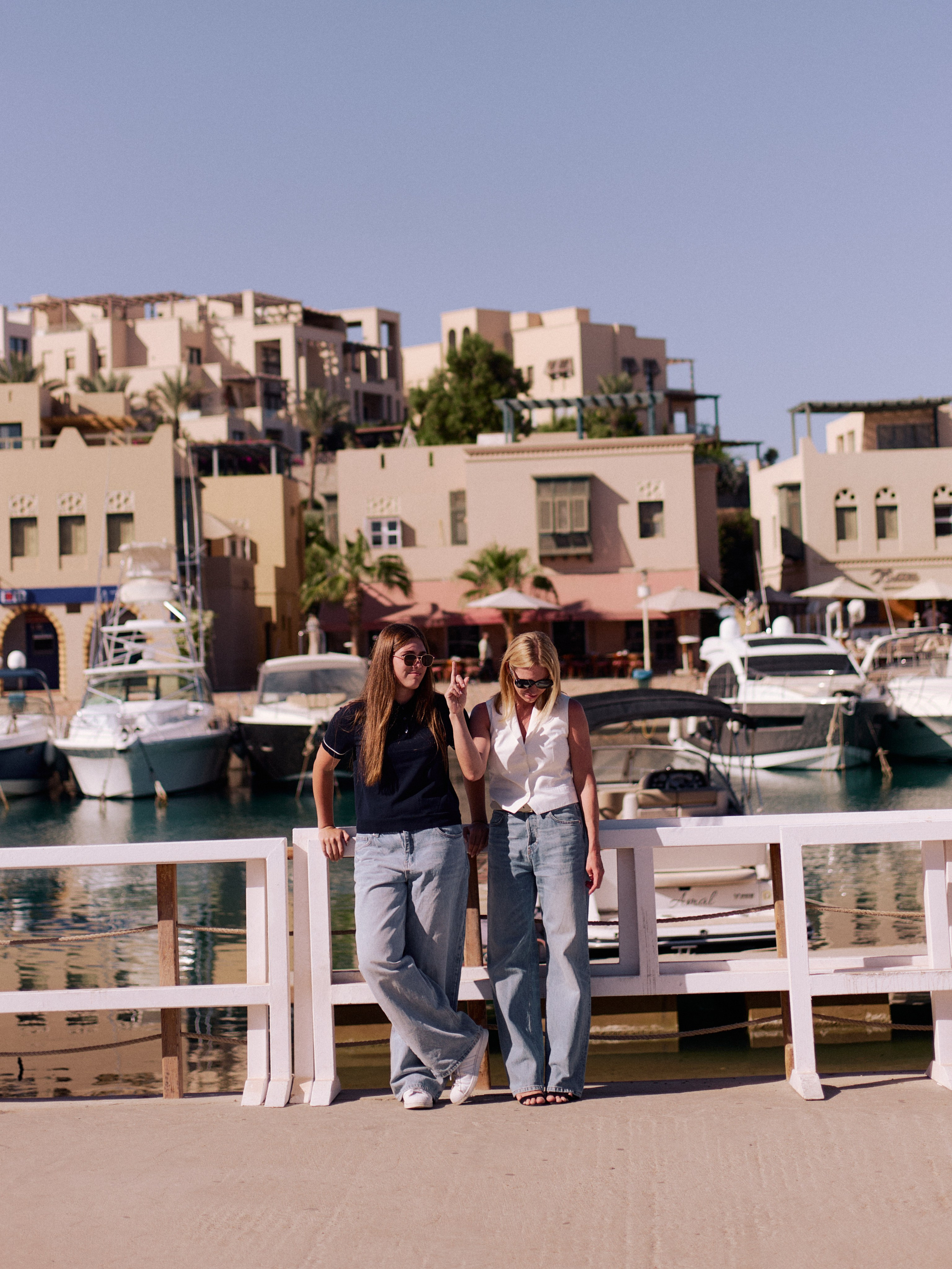 Для парной съёмки. Jorgis Talè — photographer, kind person, teacher of arts and other mag