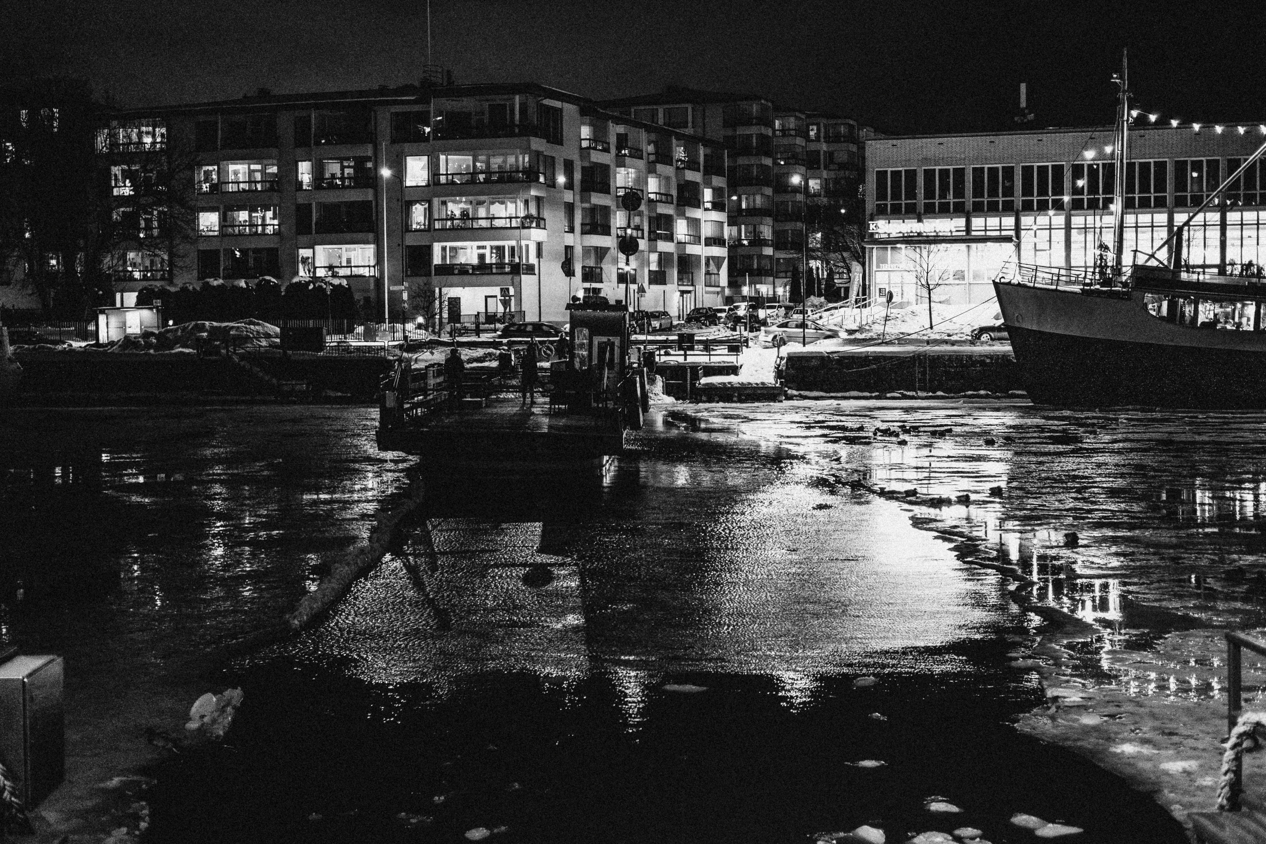 FinlandBW. Moscow street photography workshops and photo tourism